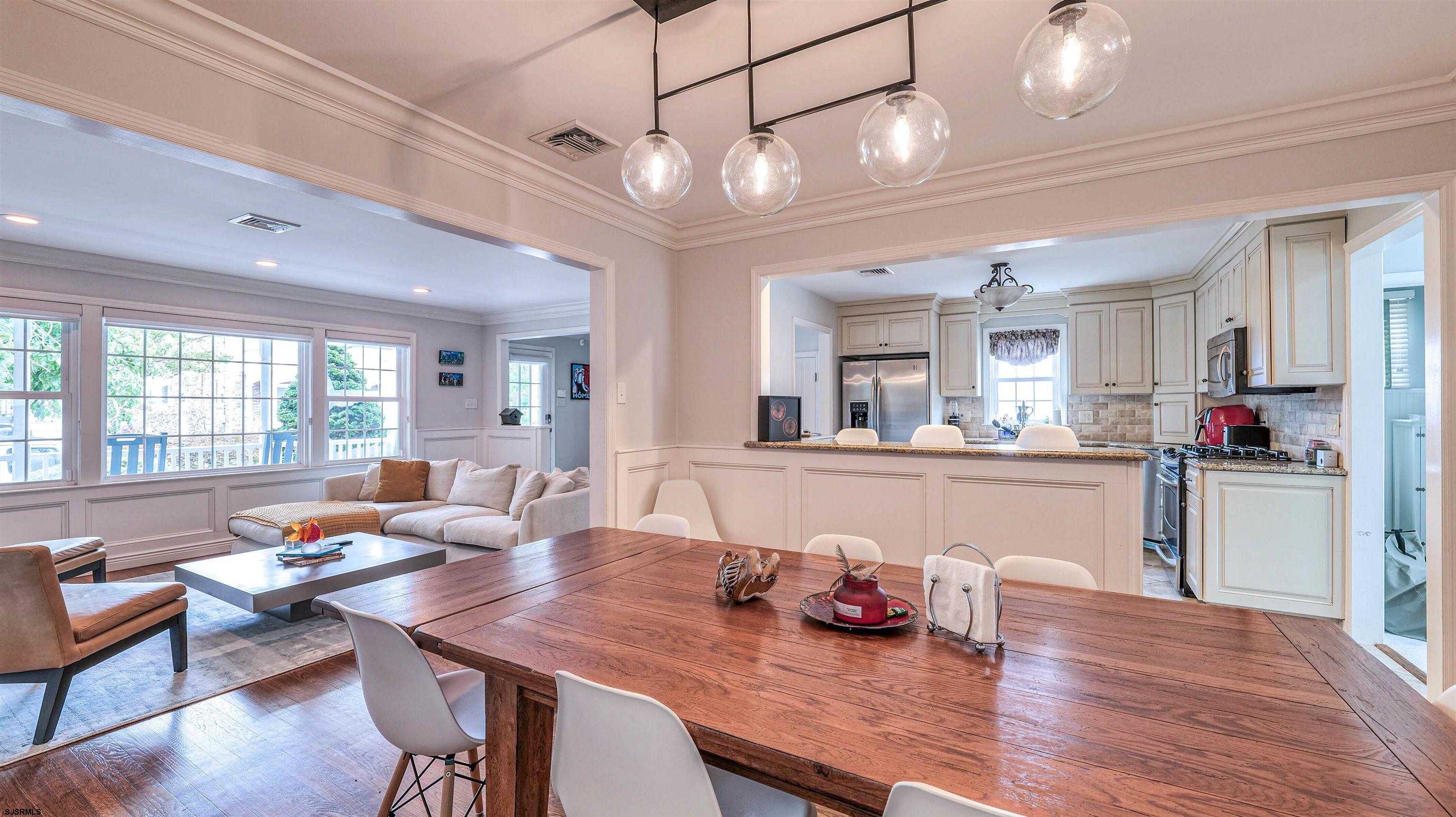 6 N Lancaster Avenue