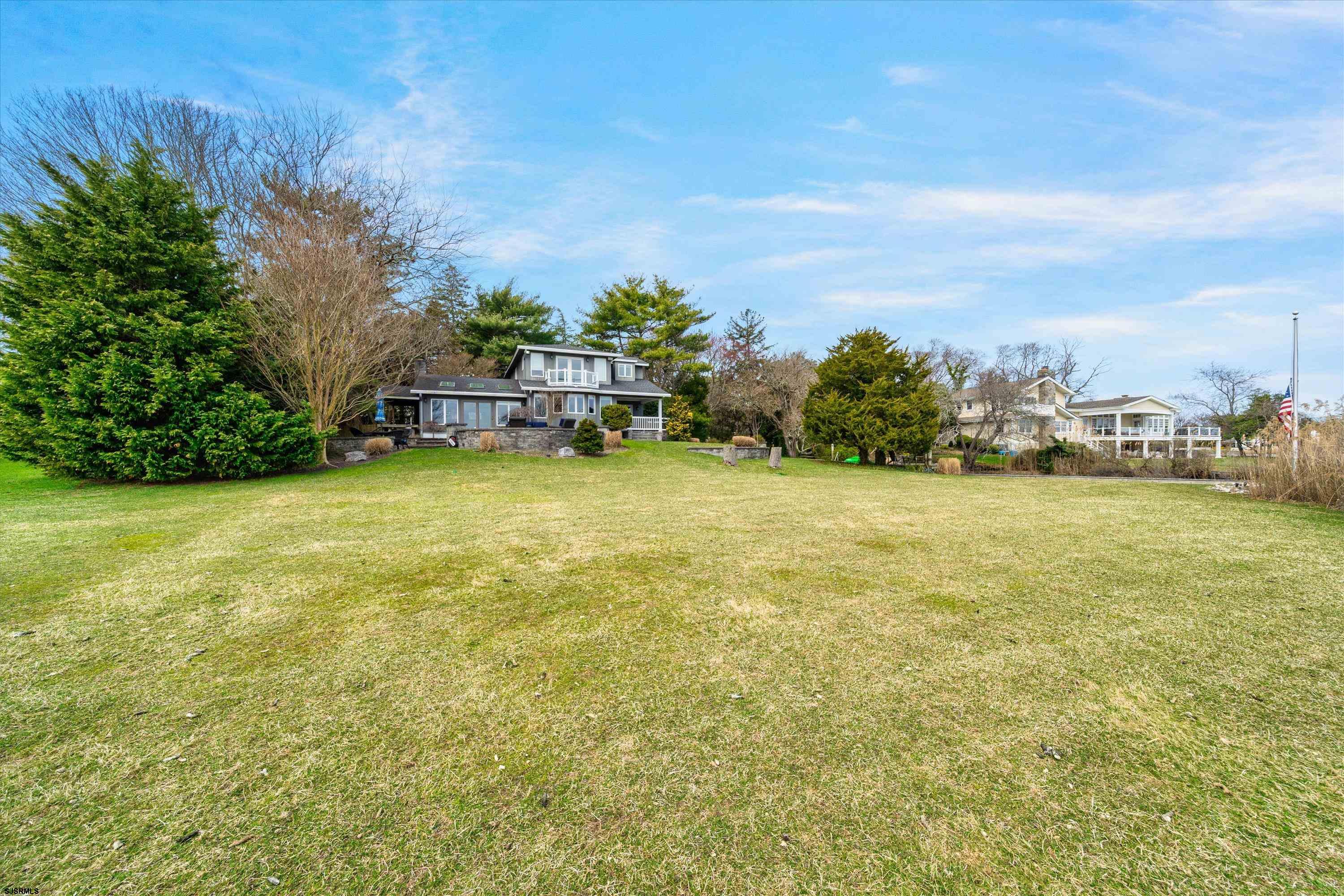 229 Landing Ln