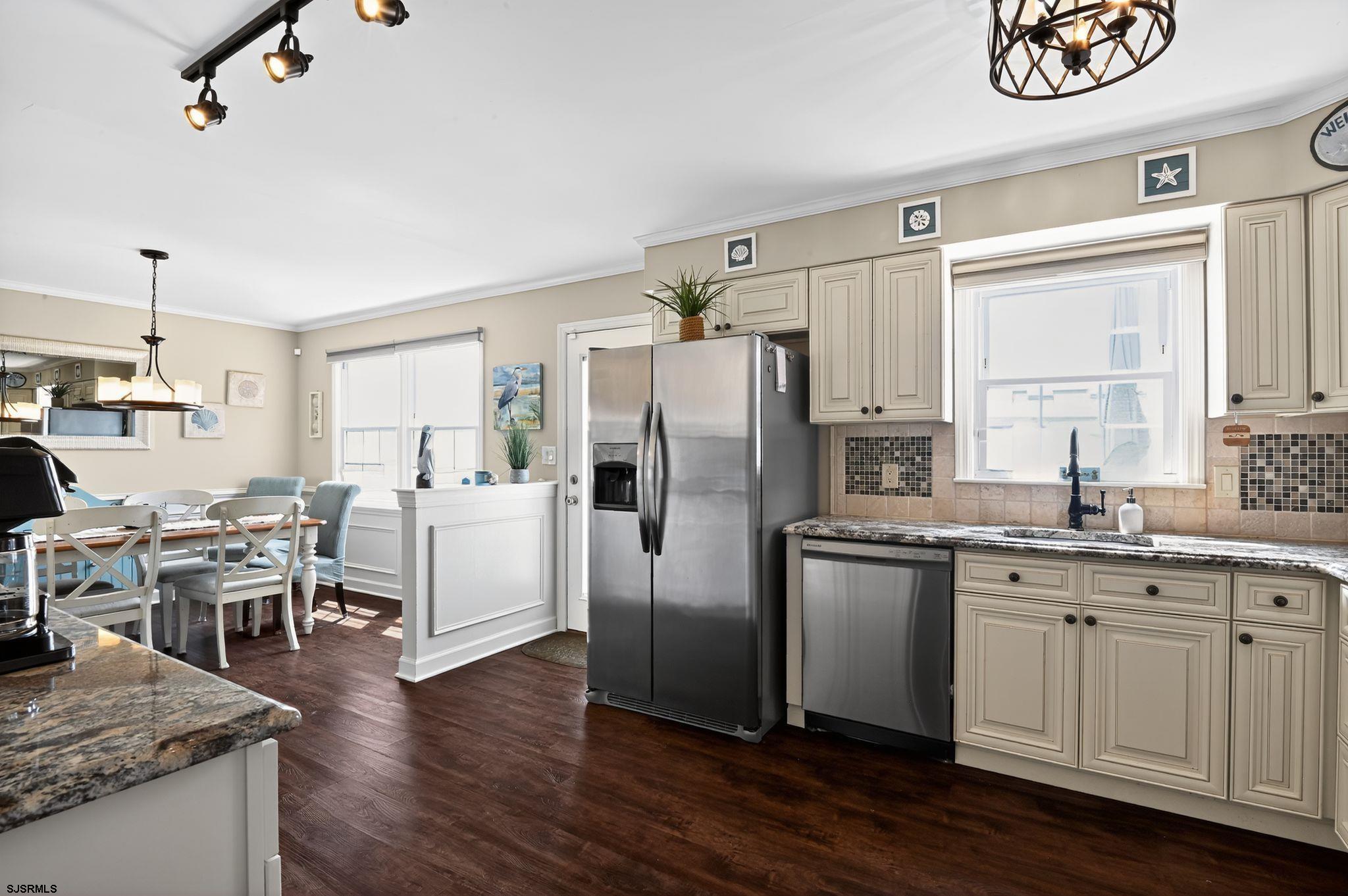 8 Macdermott Pl Pl