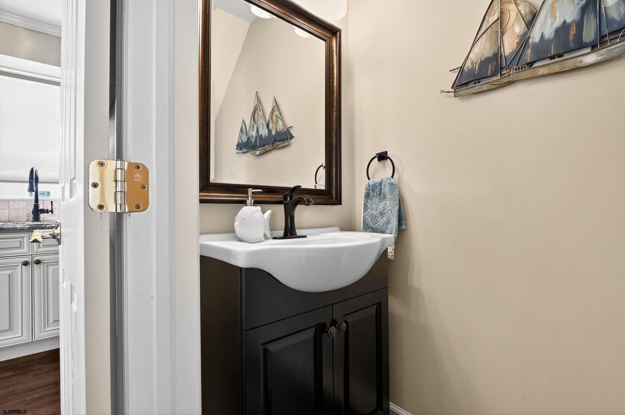8 Macdermott Pl Pl