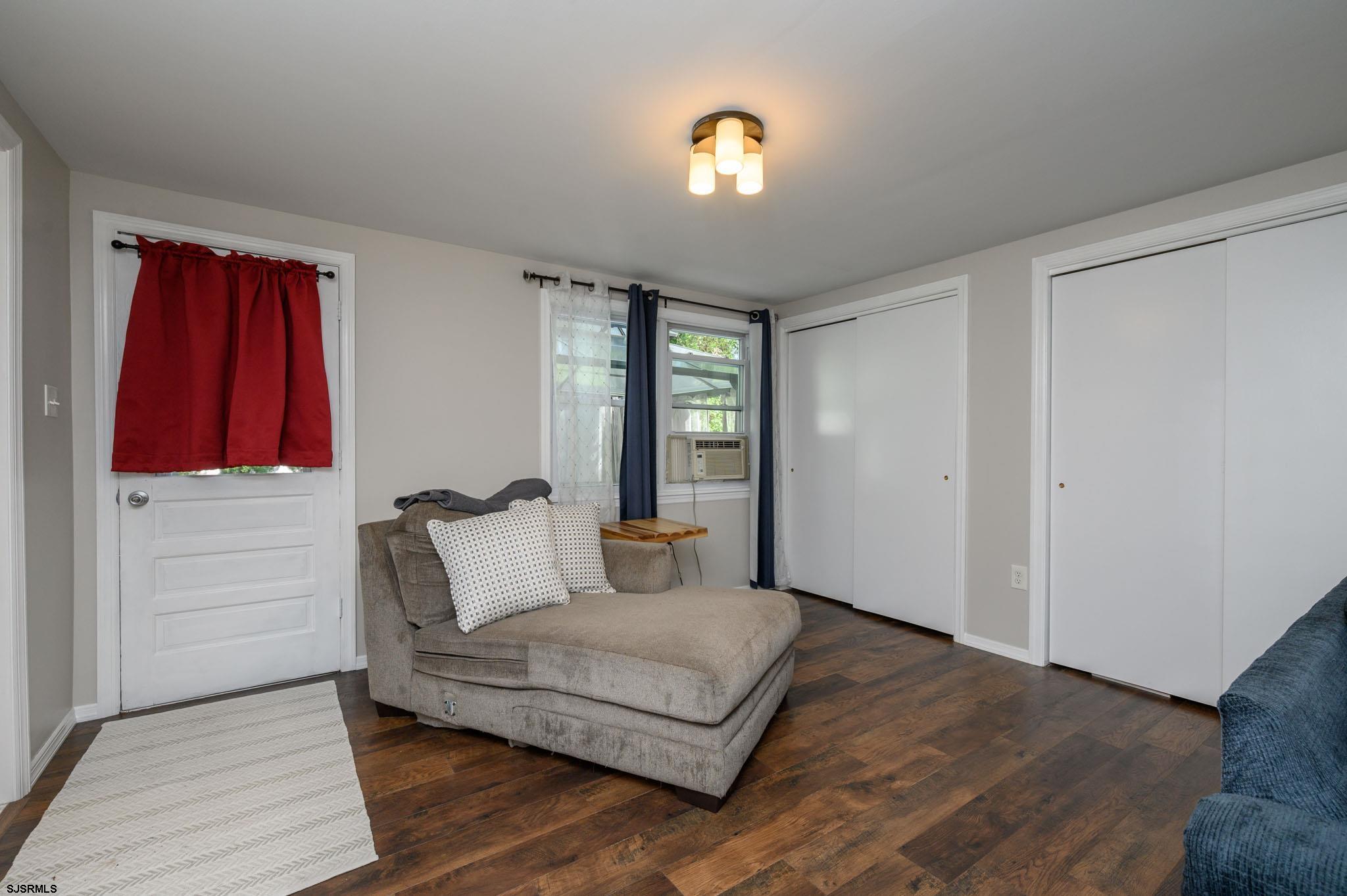 515 Kadlubeck Way Way