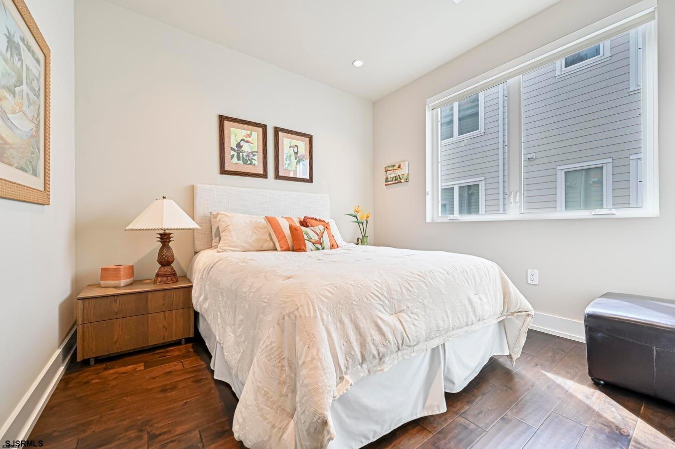 112 S Weymouth Avenue