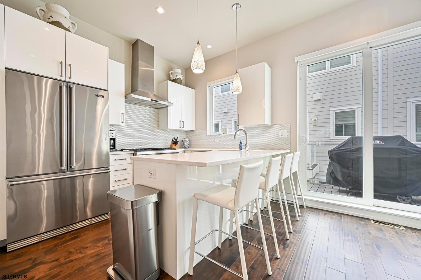 112 S Weymouth Avenue