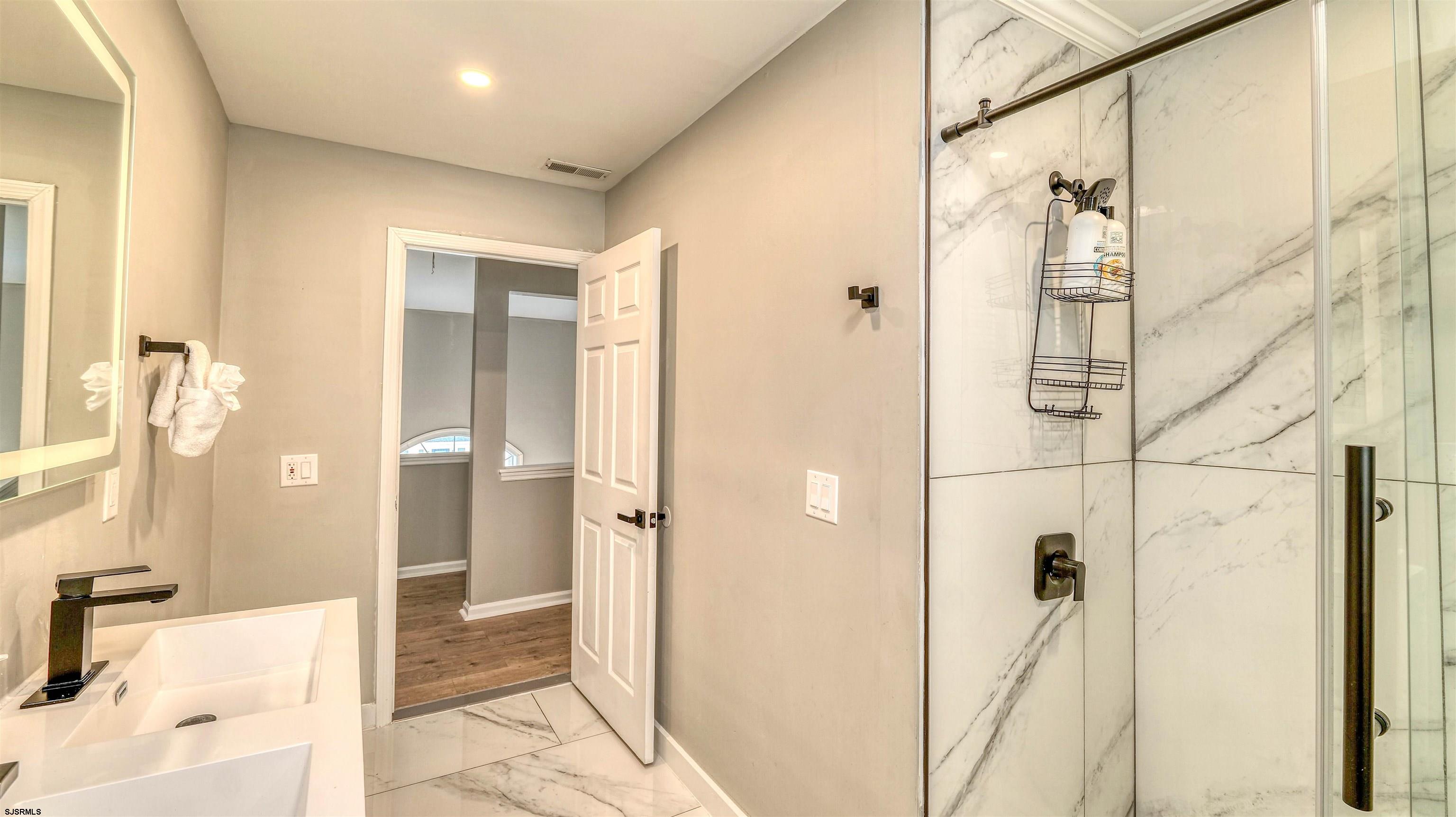 909 N BURGHLEY Avenue