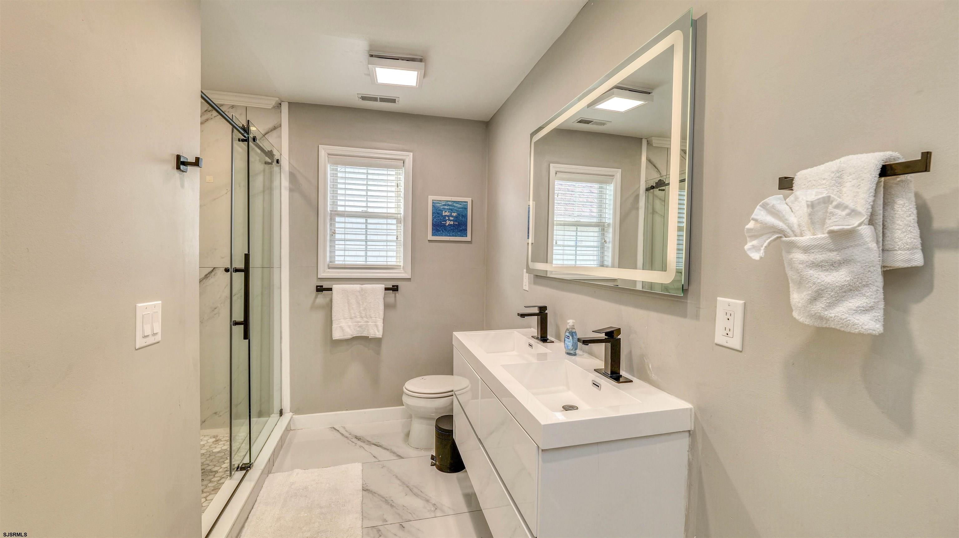 909 N BURGHLEY Avenue