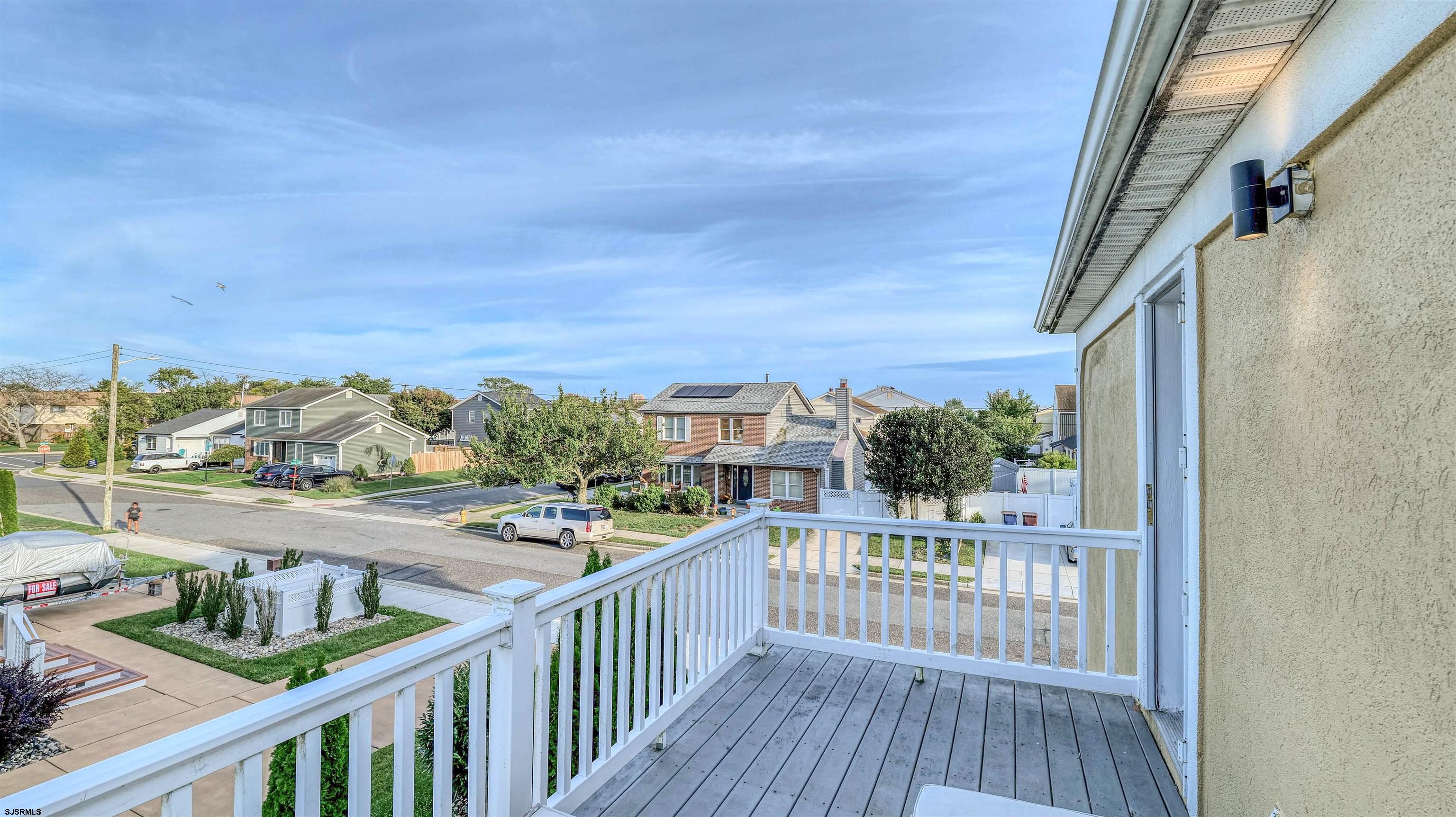 909 N BURGHLEY Avenue