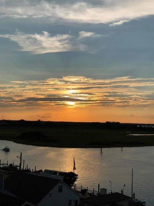 6101 Monmouth Avenue