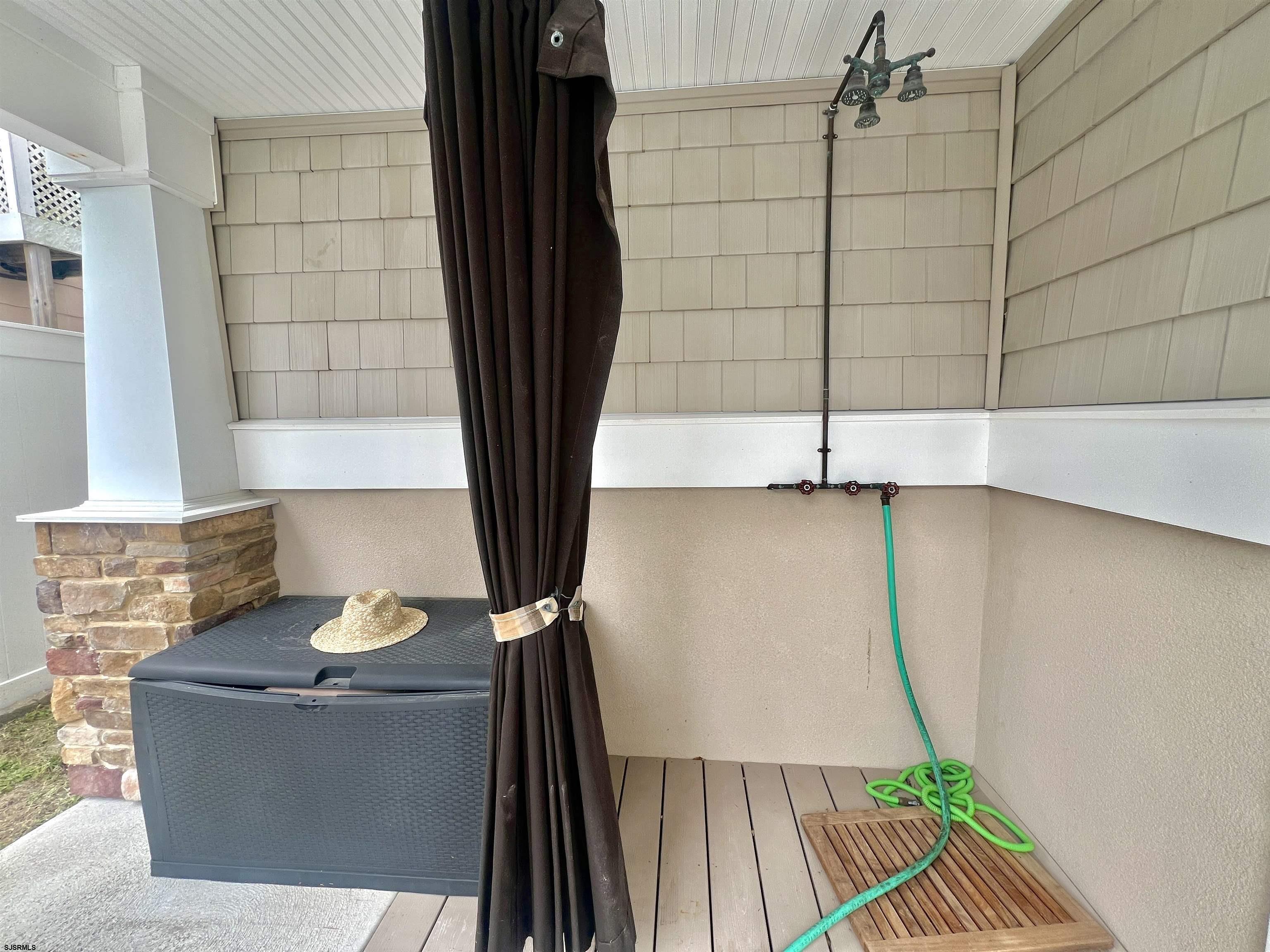 1359 Tioga Terrace