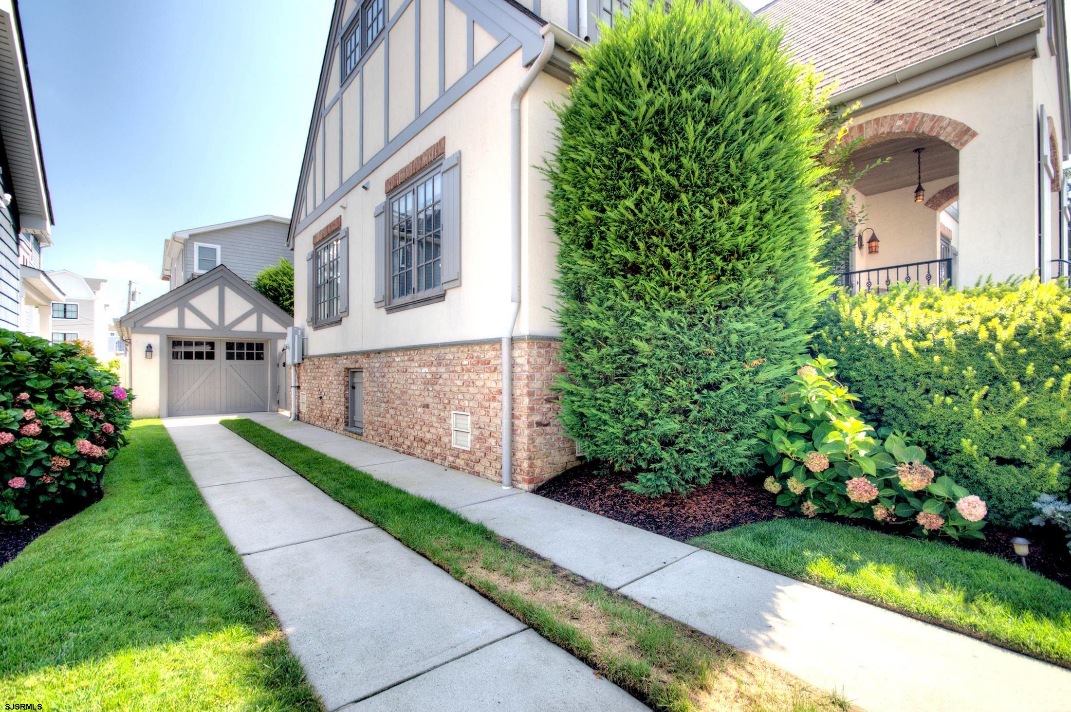 437 N Rumson Avenue