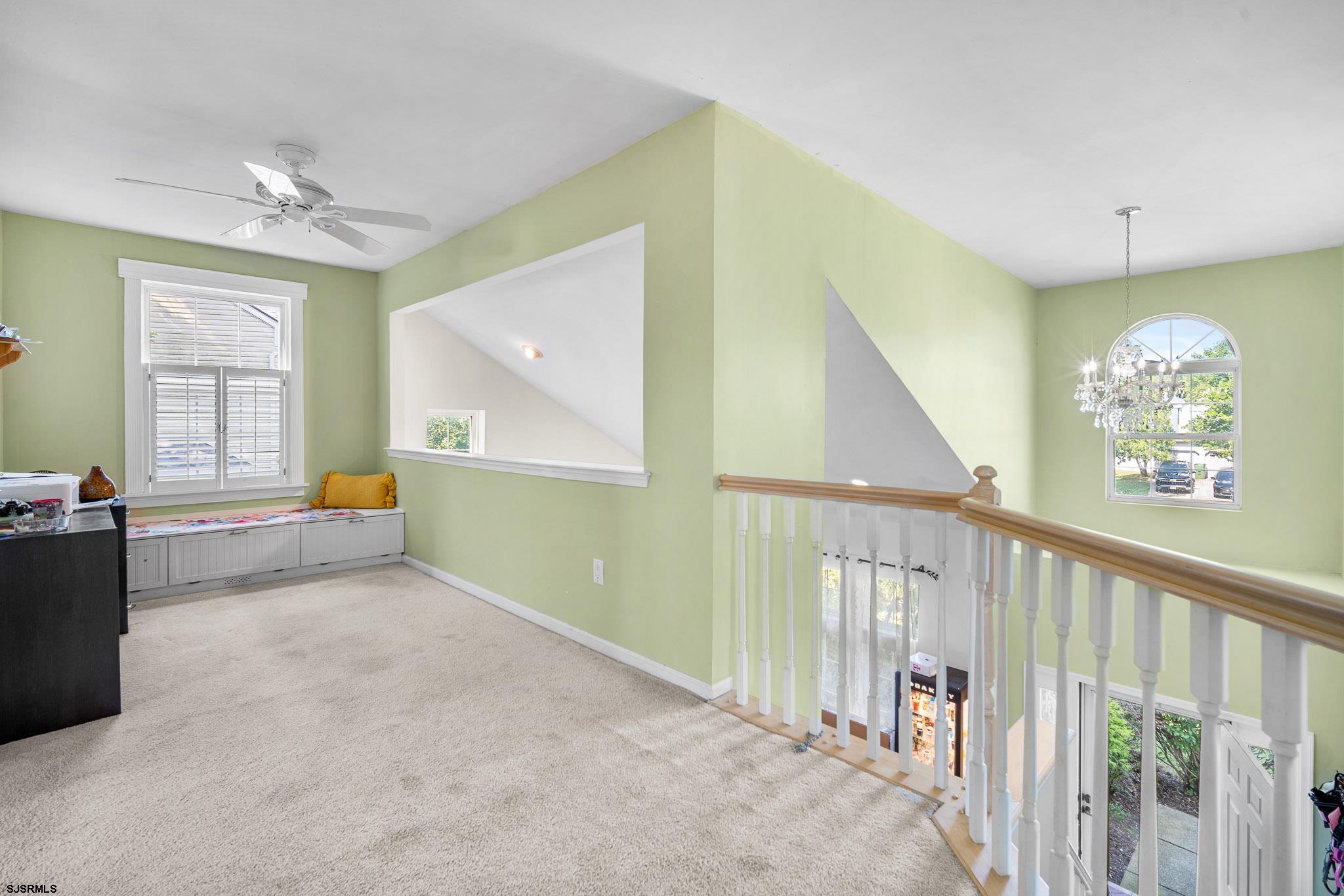 105 Cromwell Ct