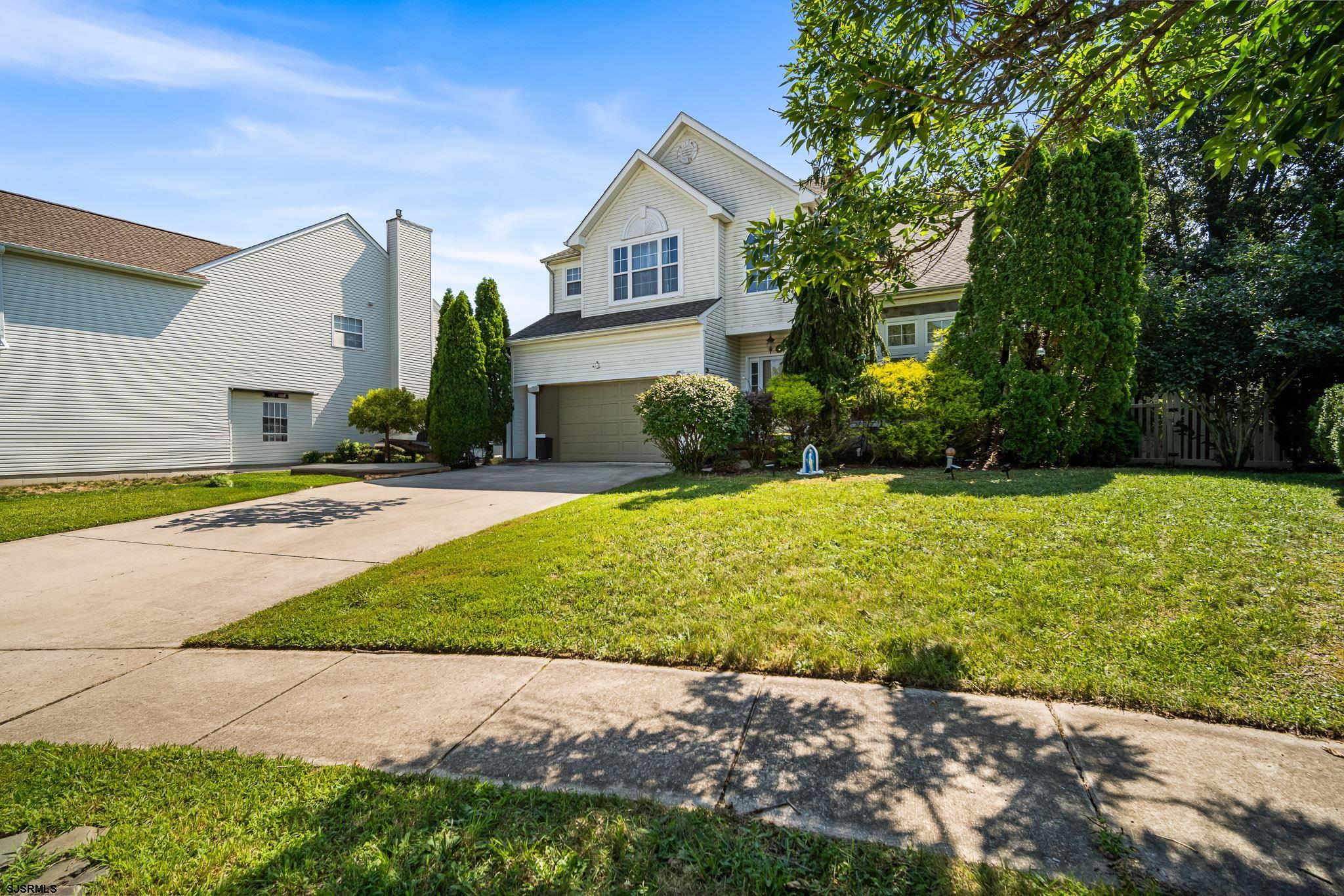 105 Cromwell Ct - Picture 2