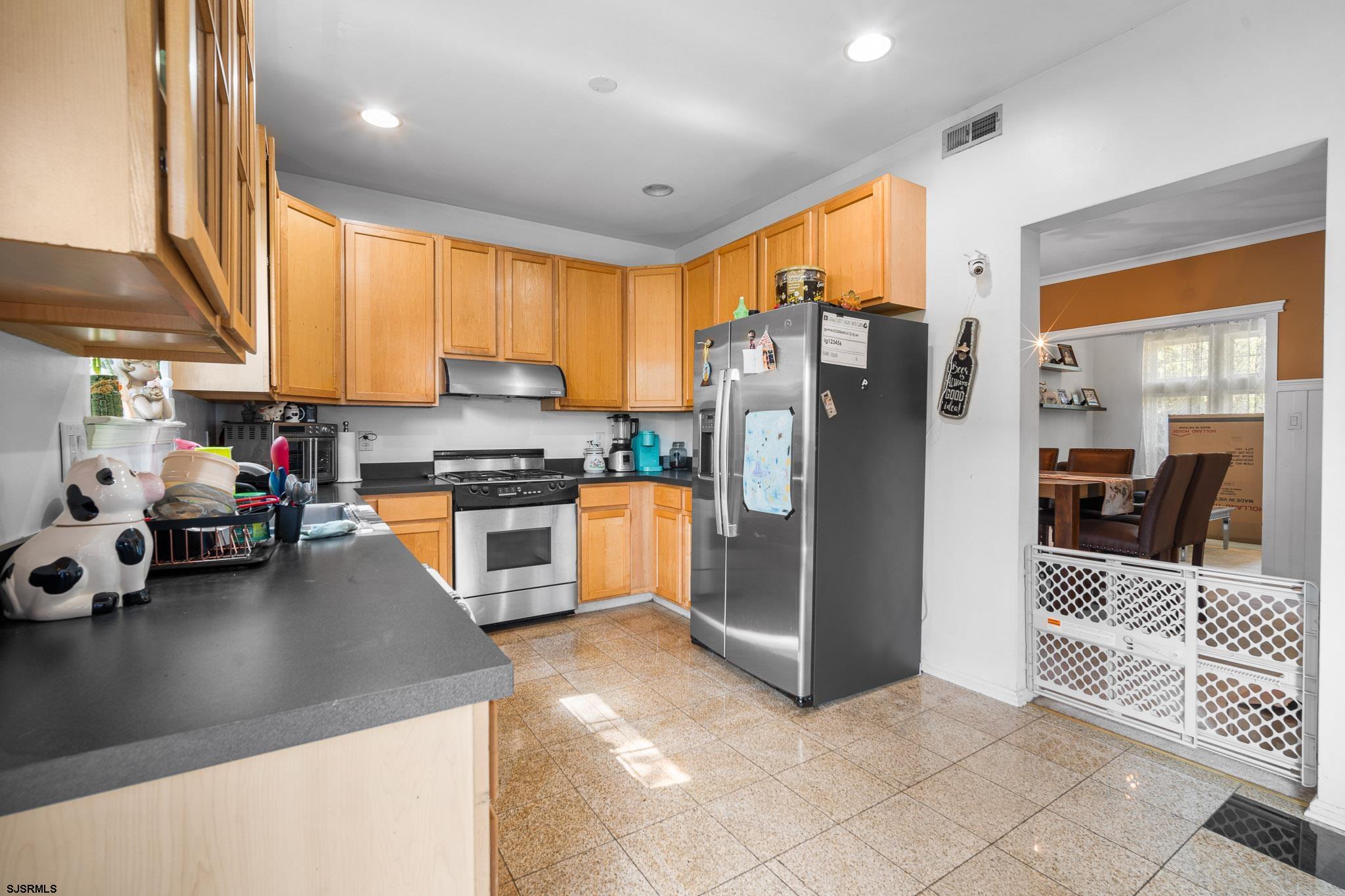 105 Cromwell Ct