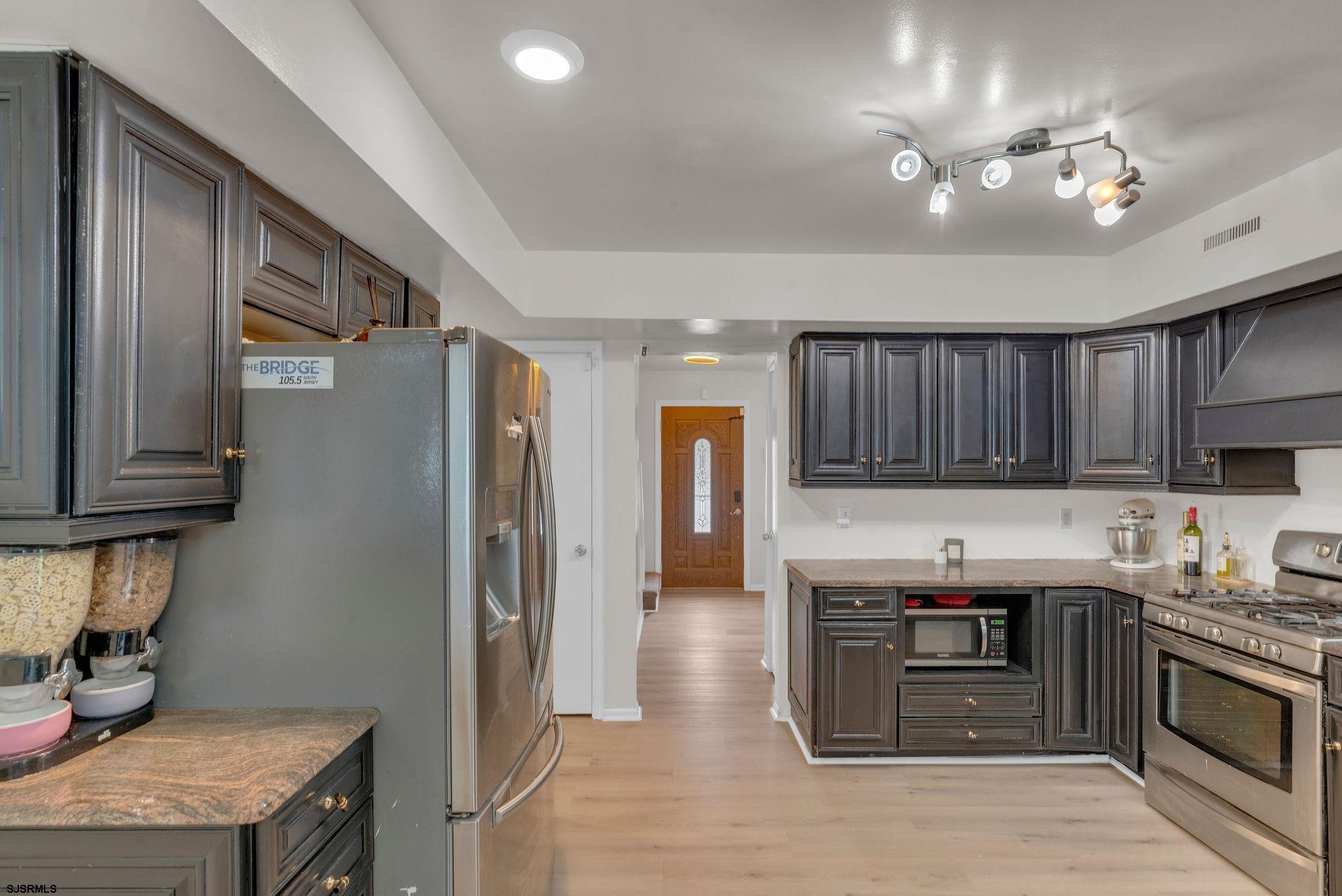 6140 Robin Dr Dr - Picture 3