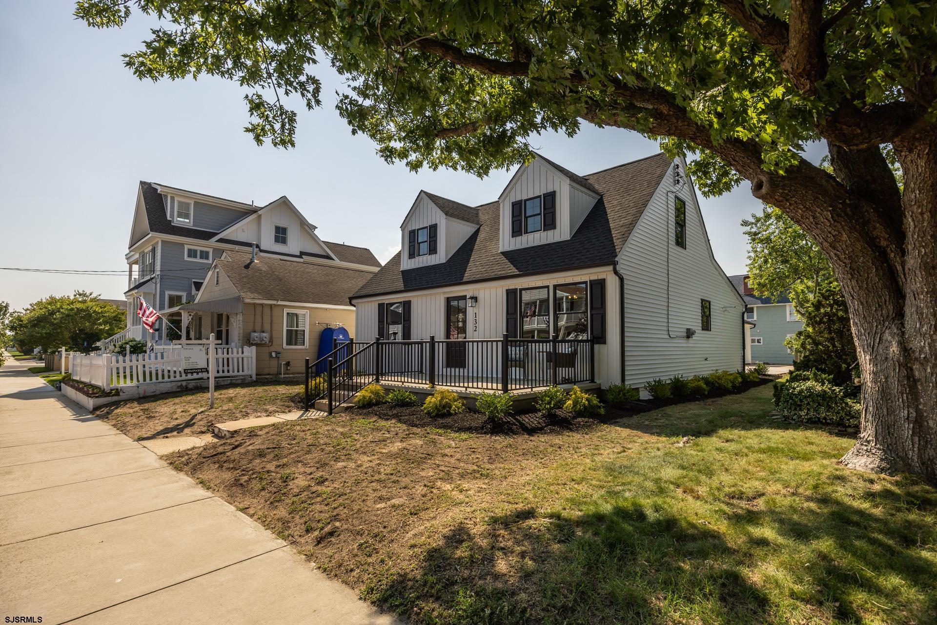 132 Simpson Avenue - Picture 1