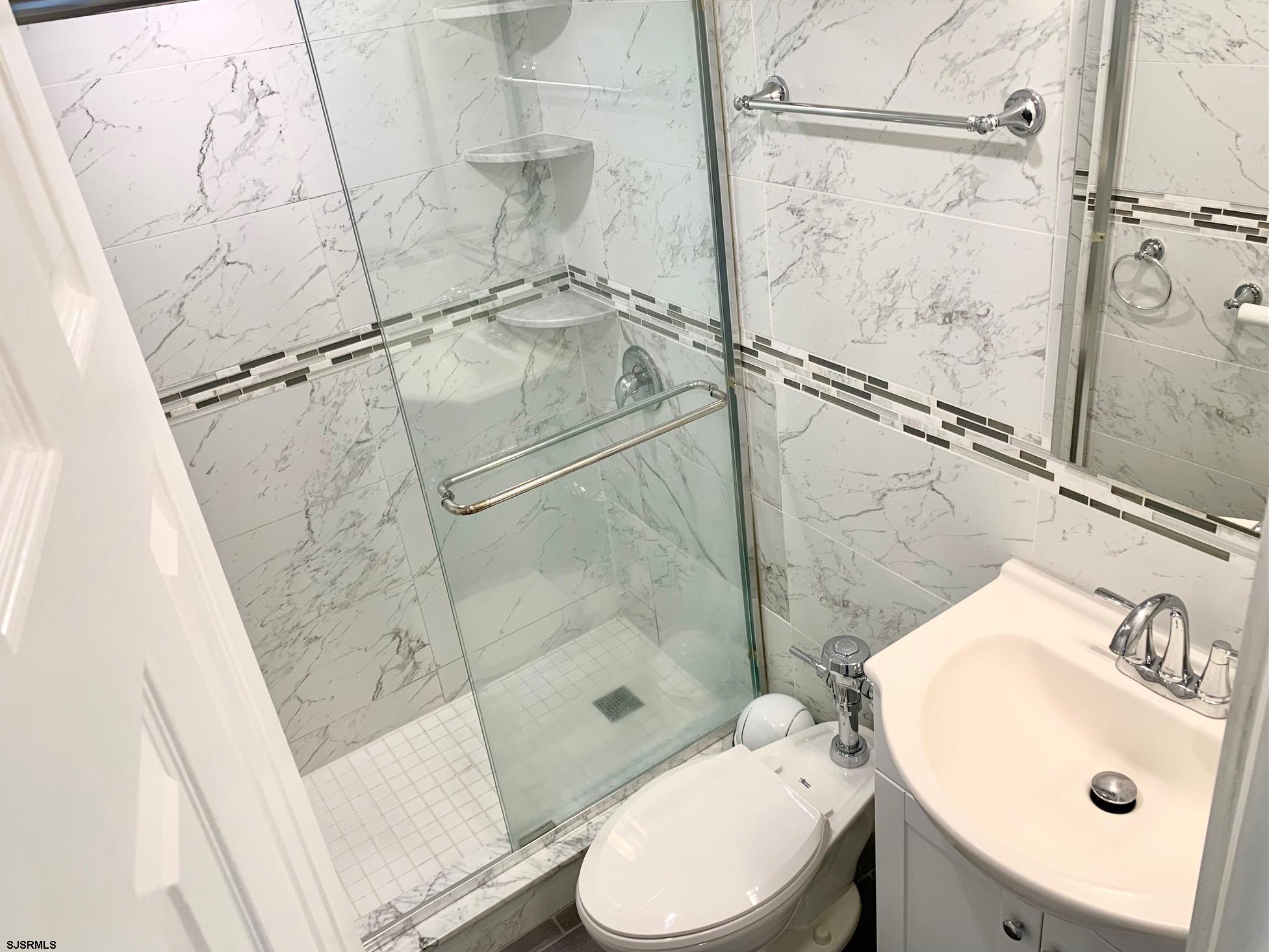 108 S Montpelier Avenue