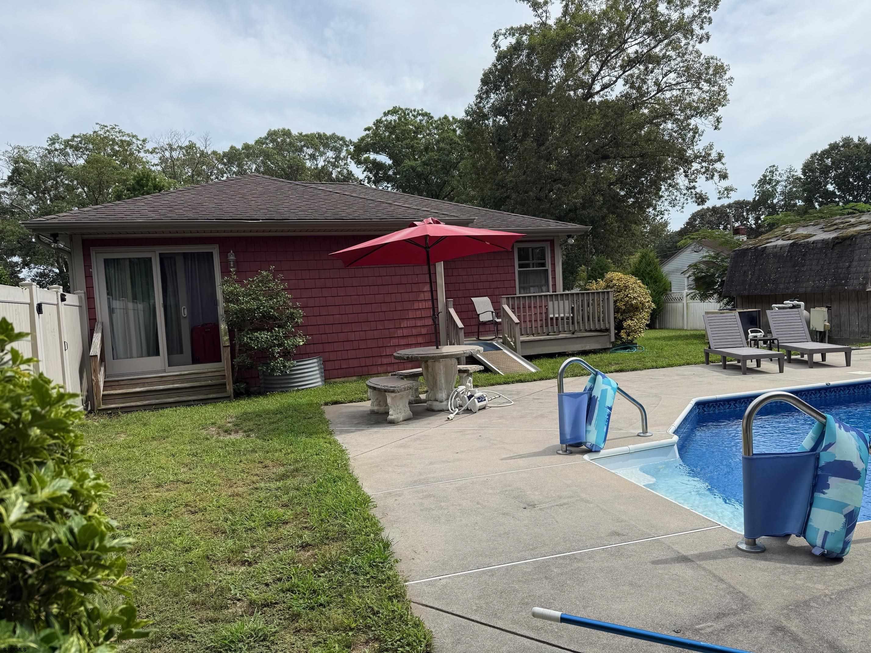 400 Dolphin Avenue - Picture 3