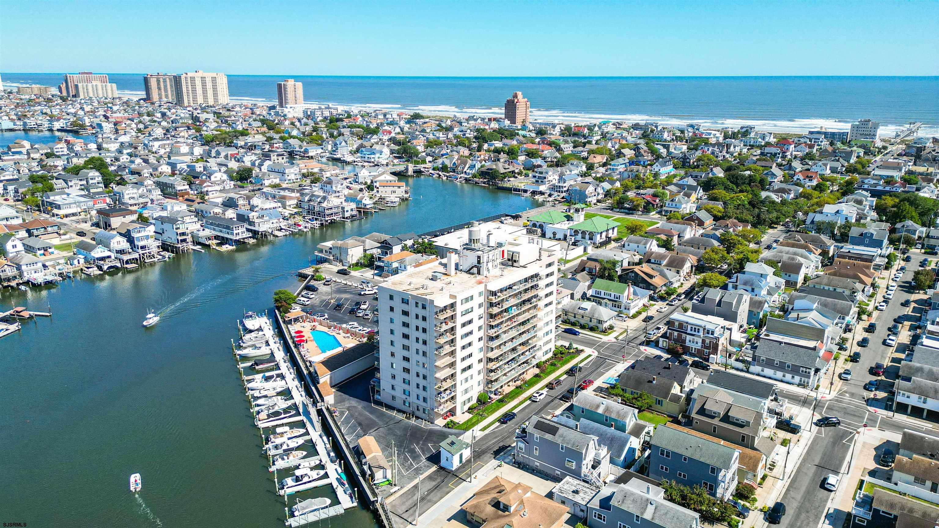 6101 Monmouth Avenue - Picture 2