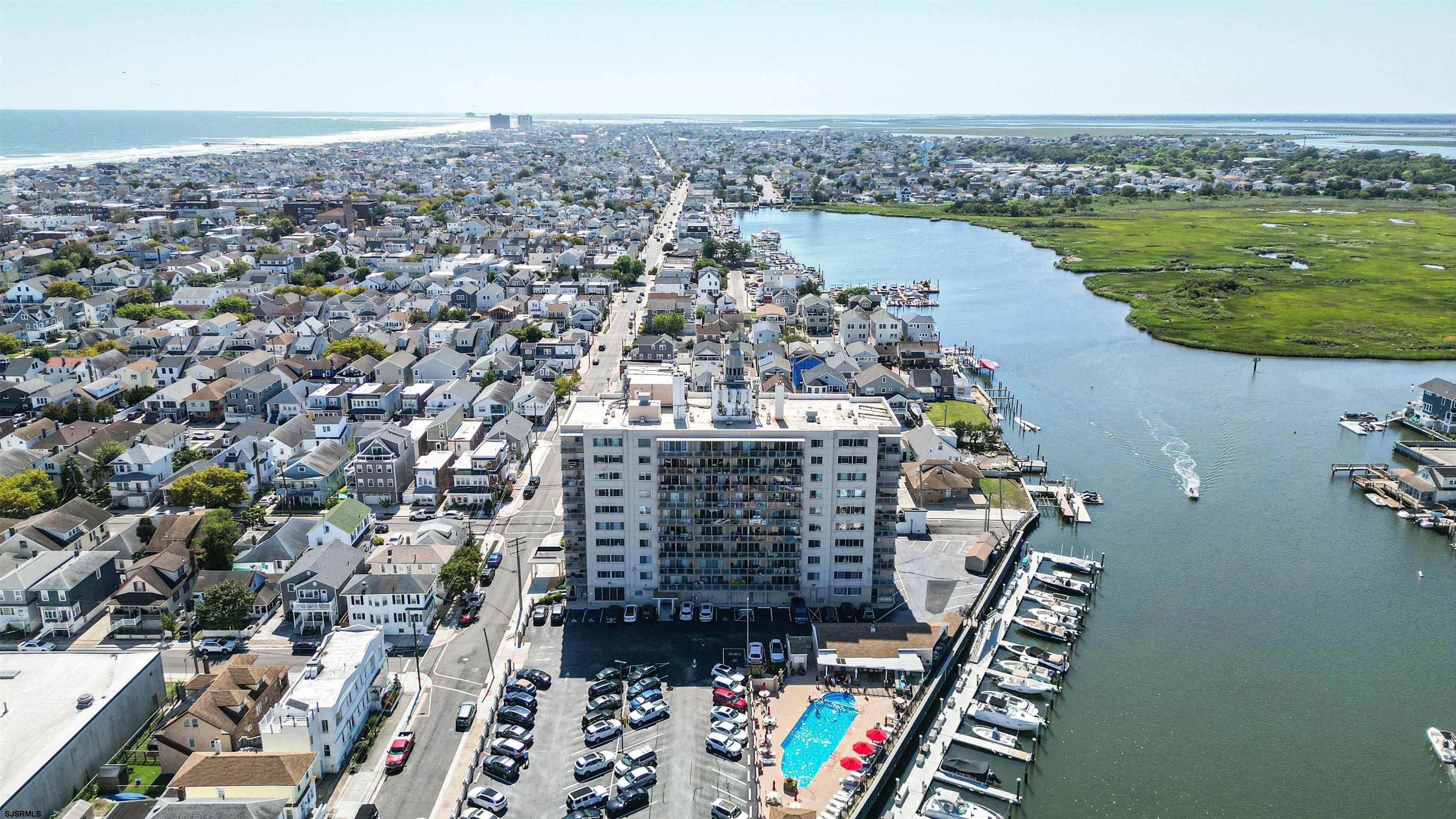 6101 Monmouth Avenue