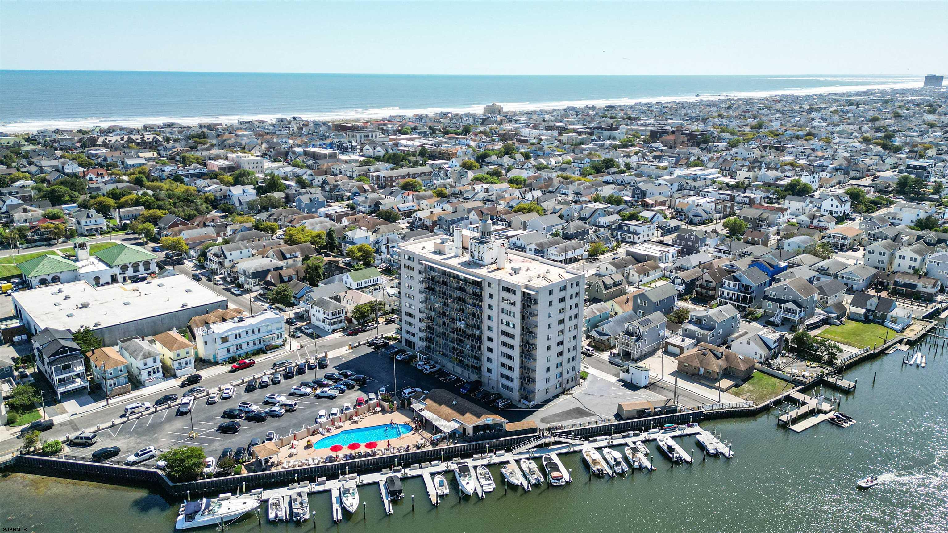 6101 Monmouth Avenue