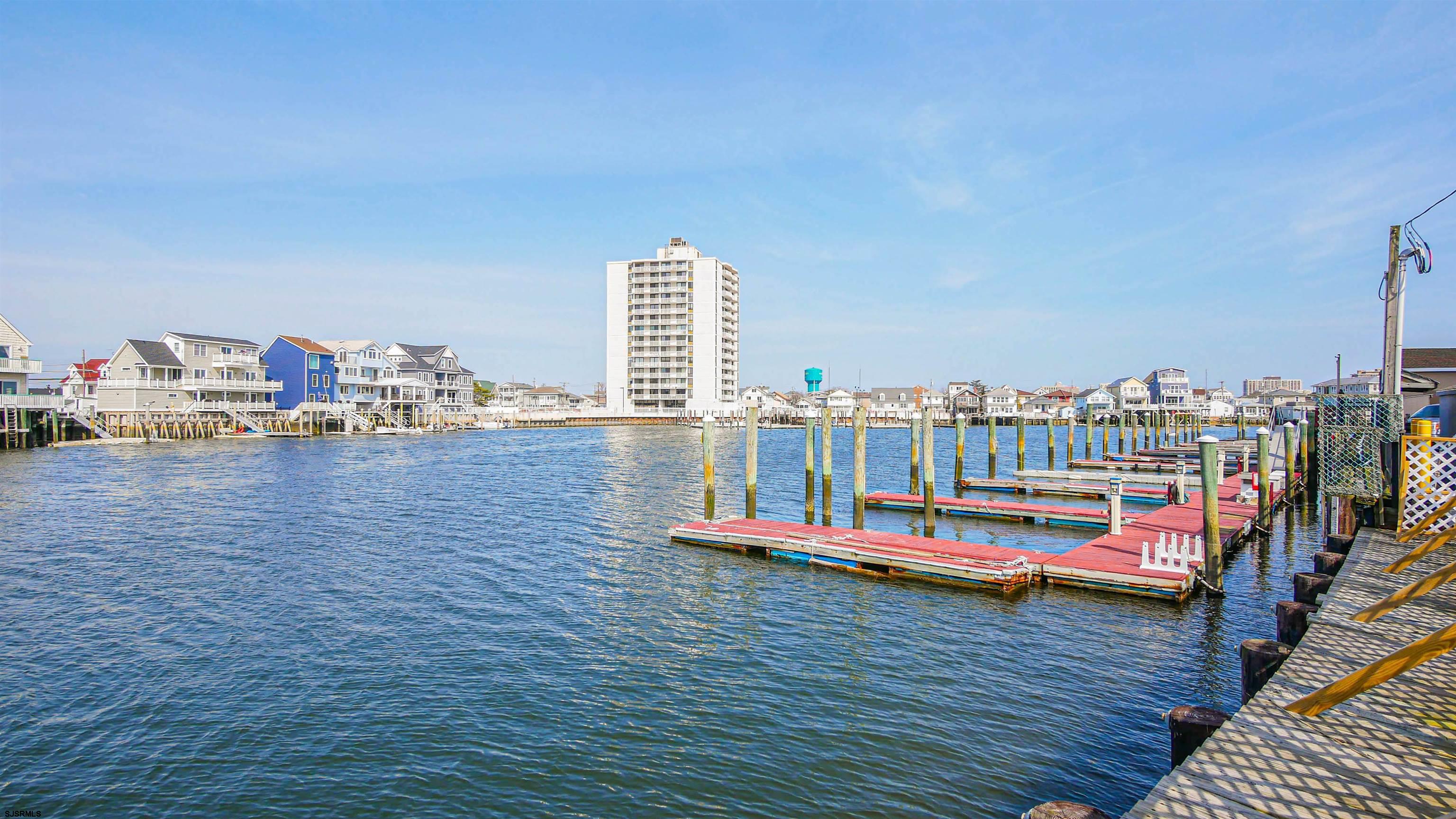 6101 Monmouth Avenue