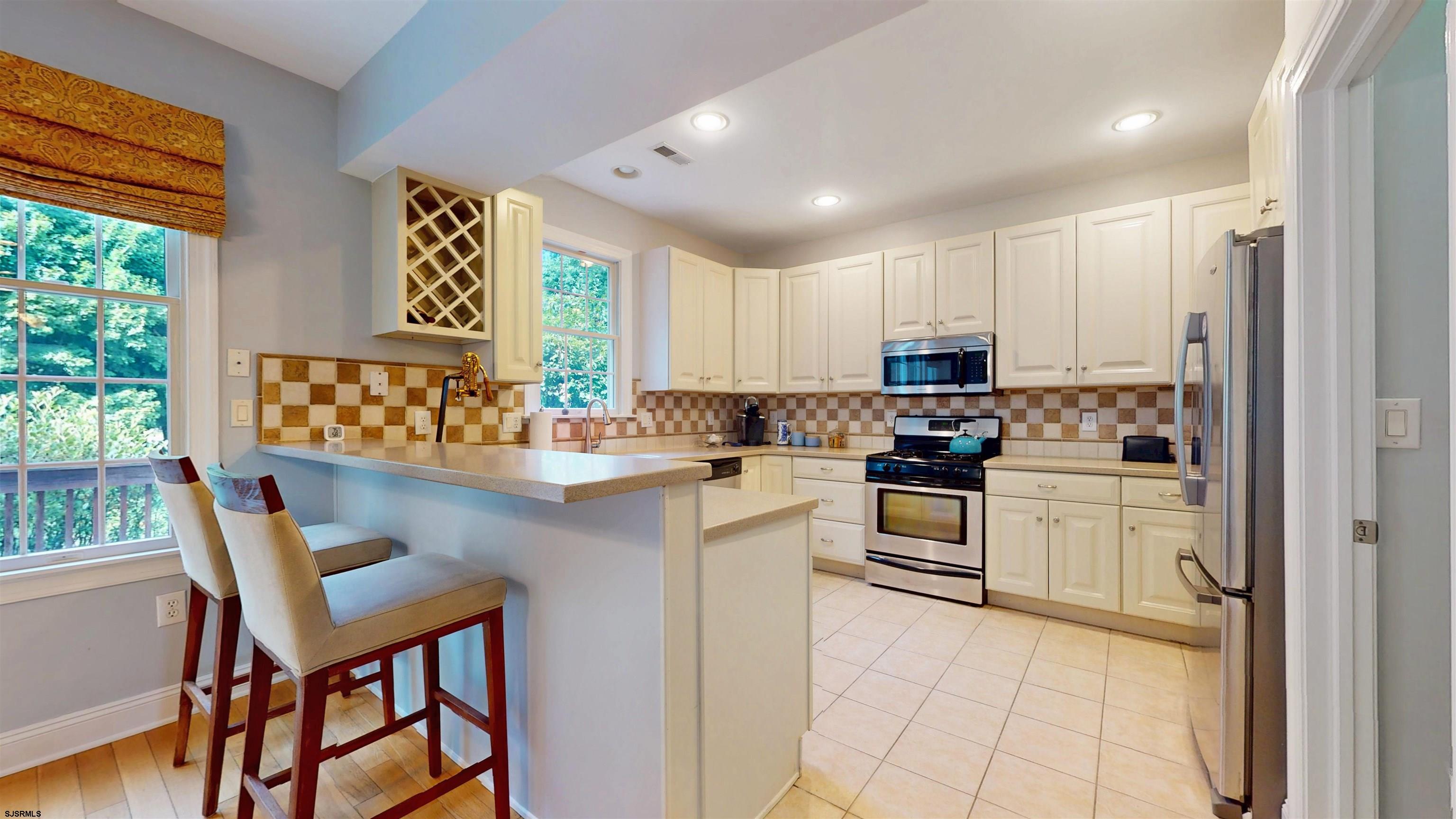 334 W Ocean Heights Avenue #112 Ave - Picture 2
