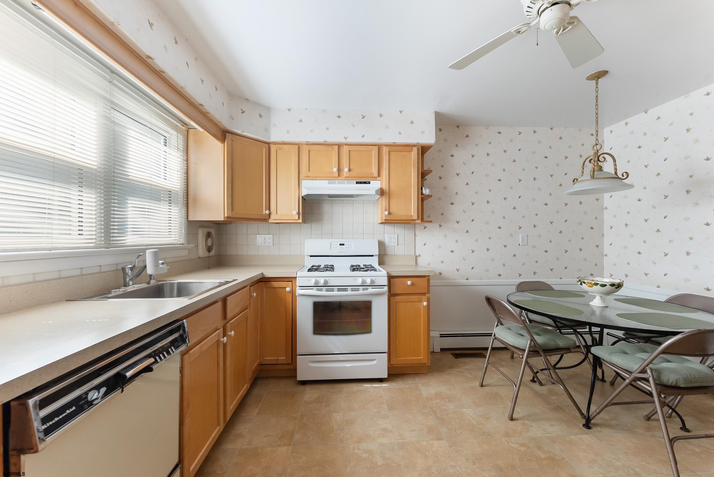 312 W Surf Road