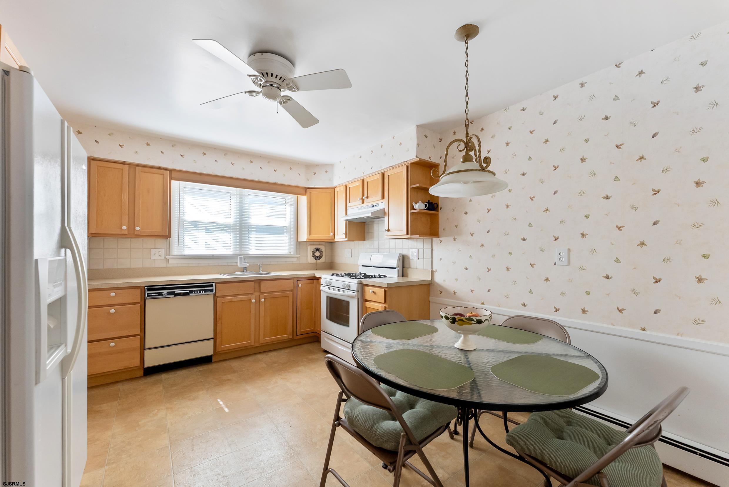 312 W Surf Road