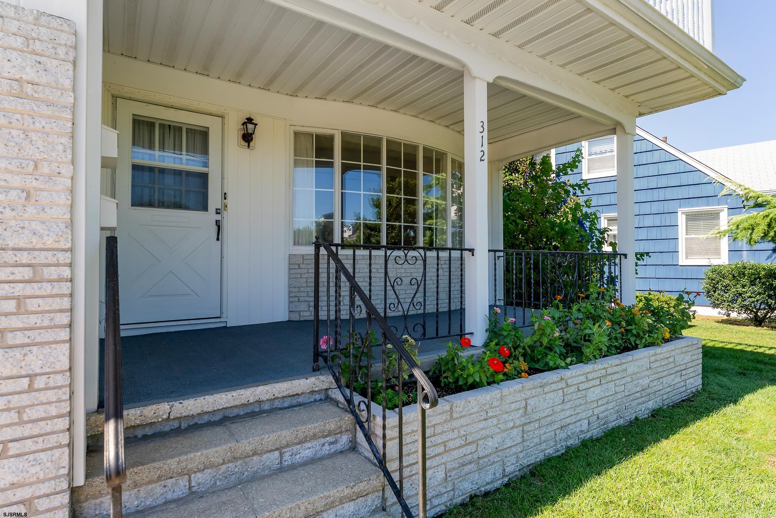 312 W Surf Road - Picture 3
