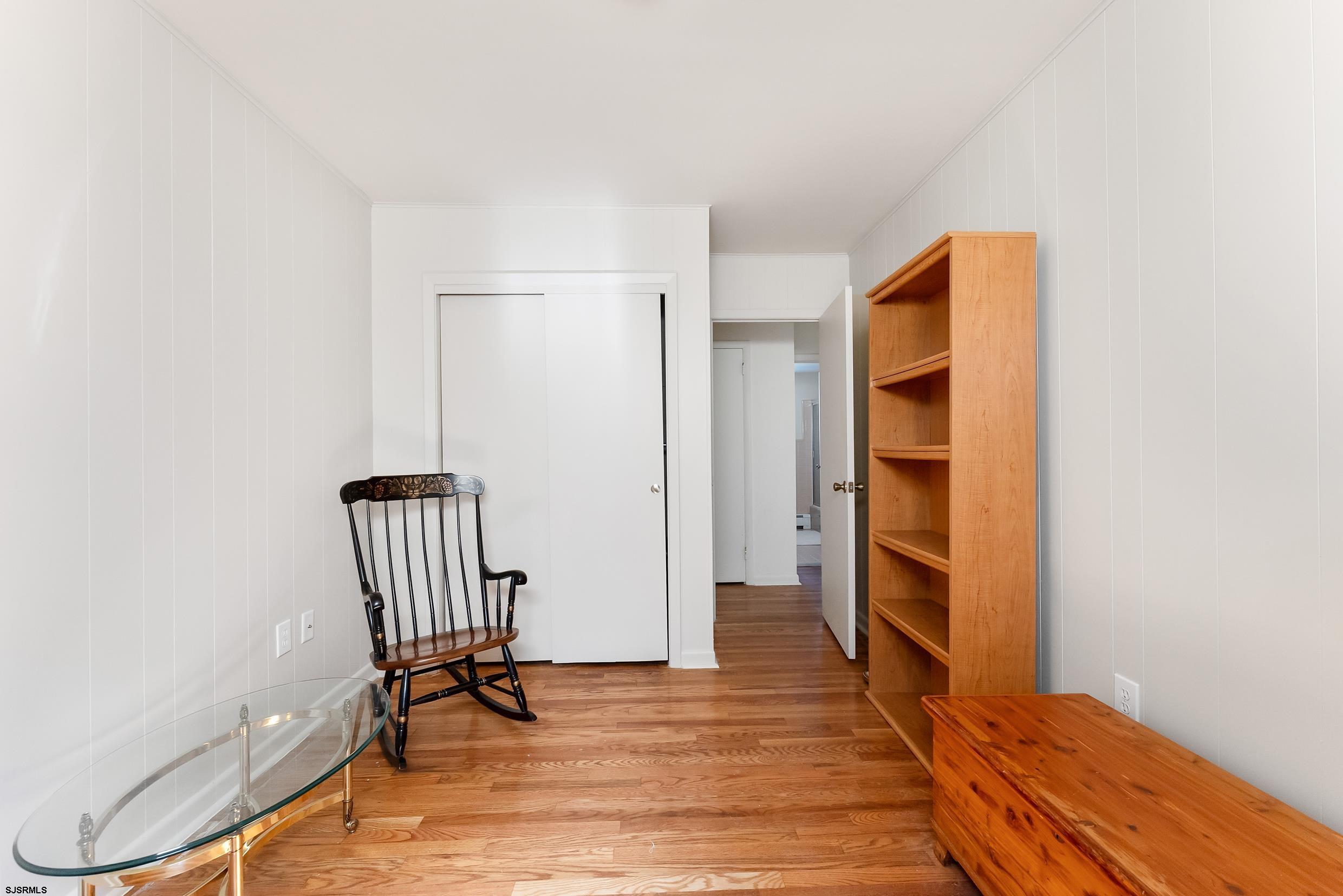 312 W Surf Road