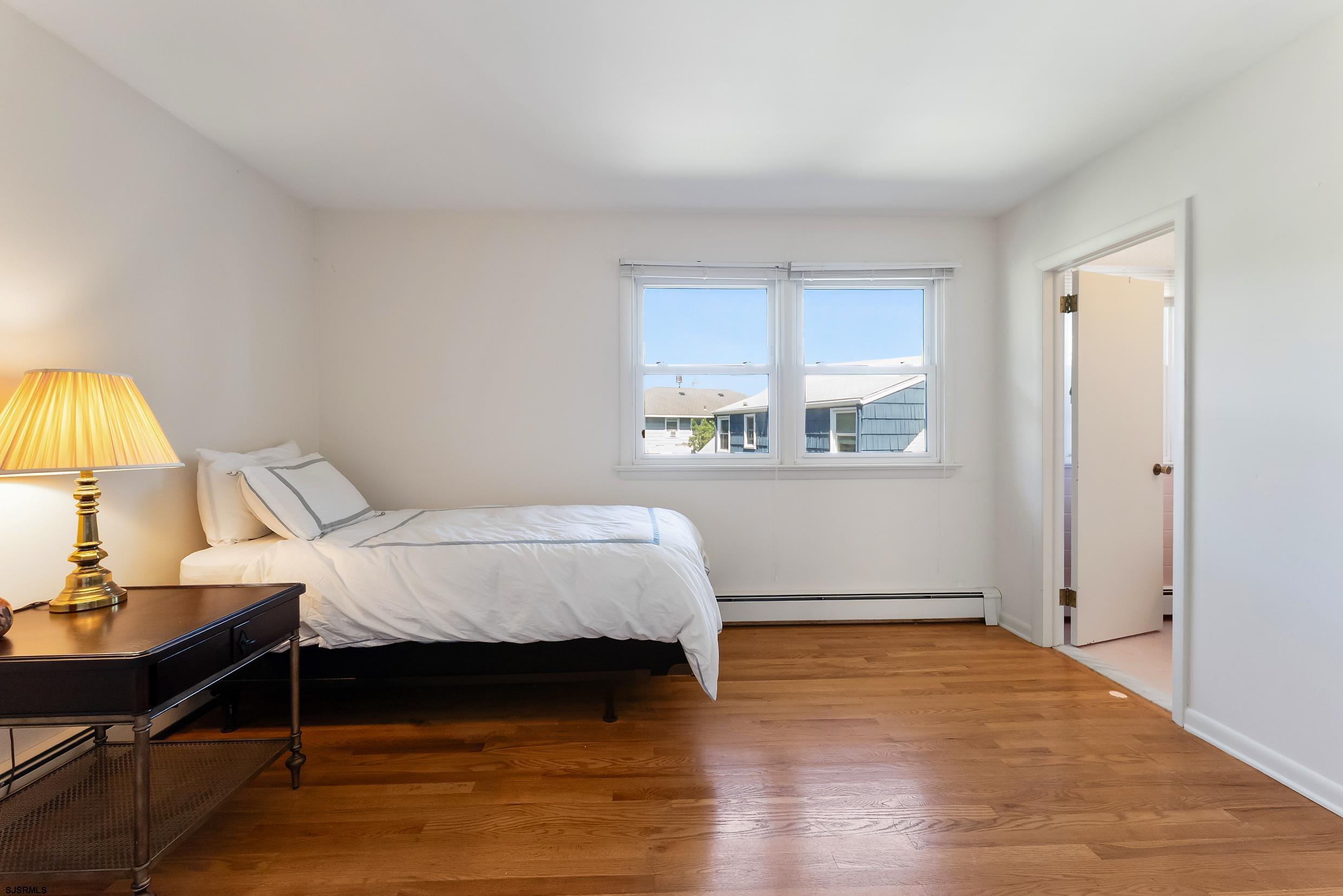 312 W Surf Road