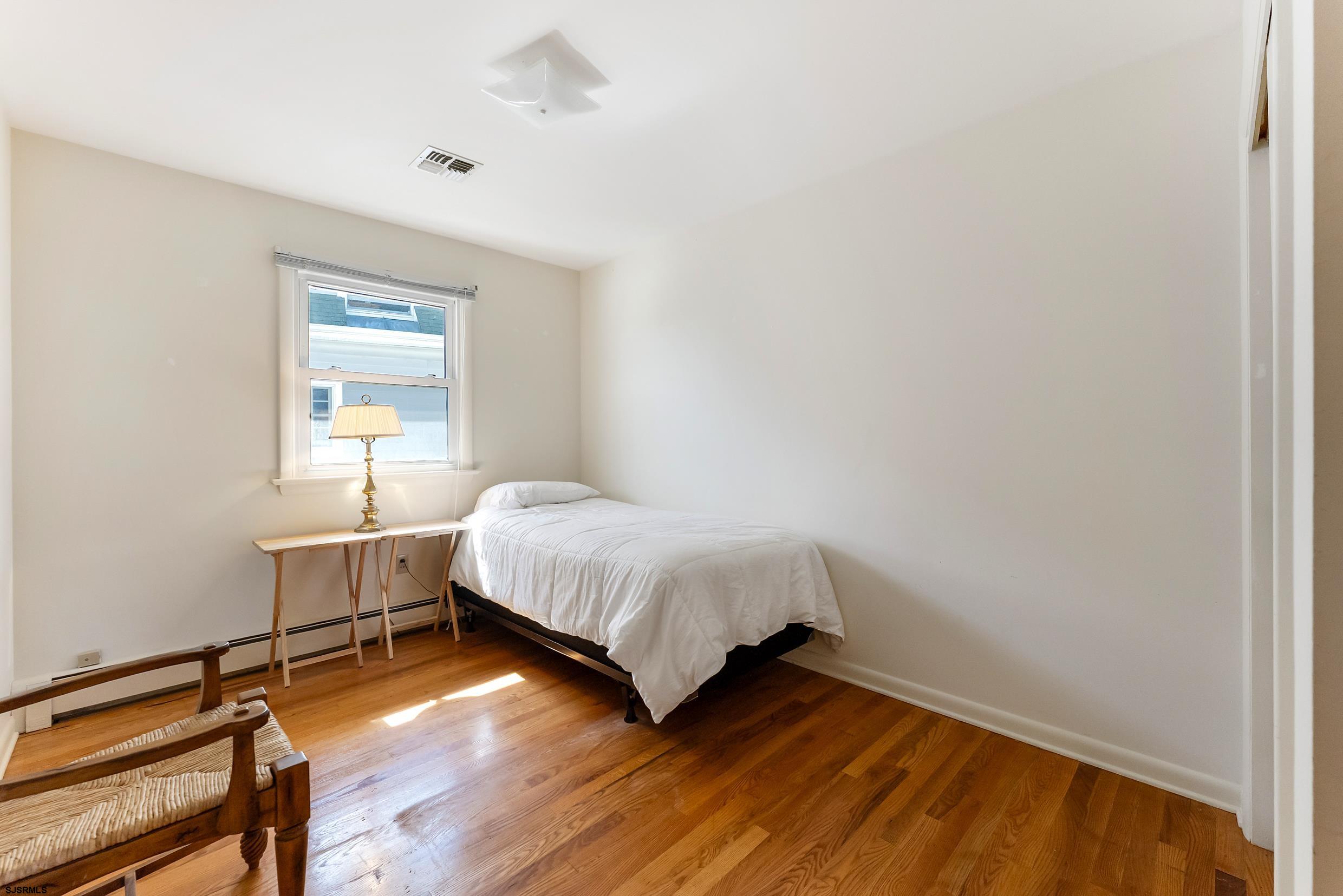 312 W Surf Road