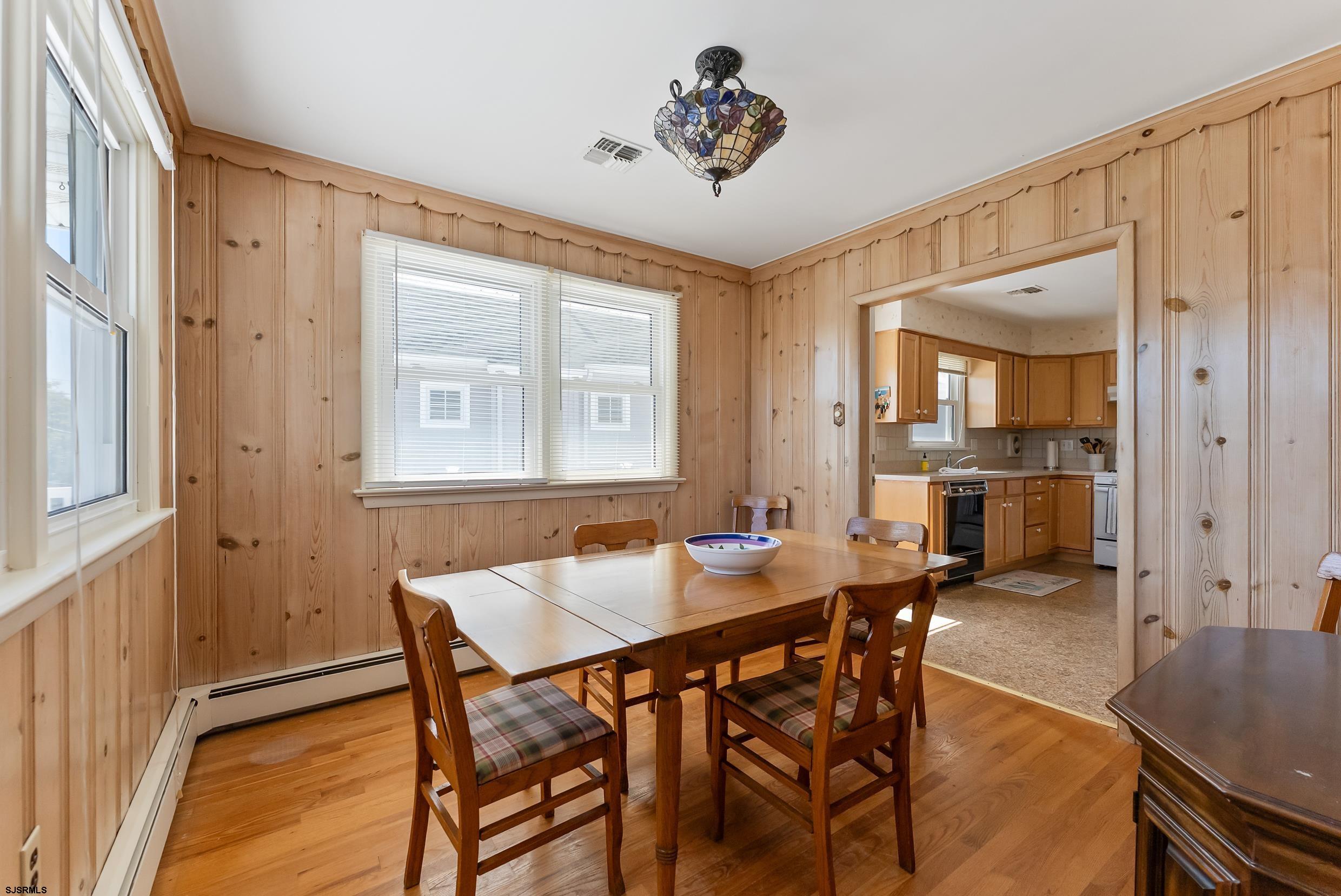 312 W Surf Road