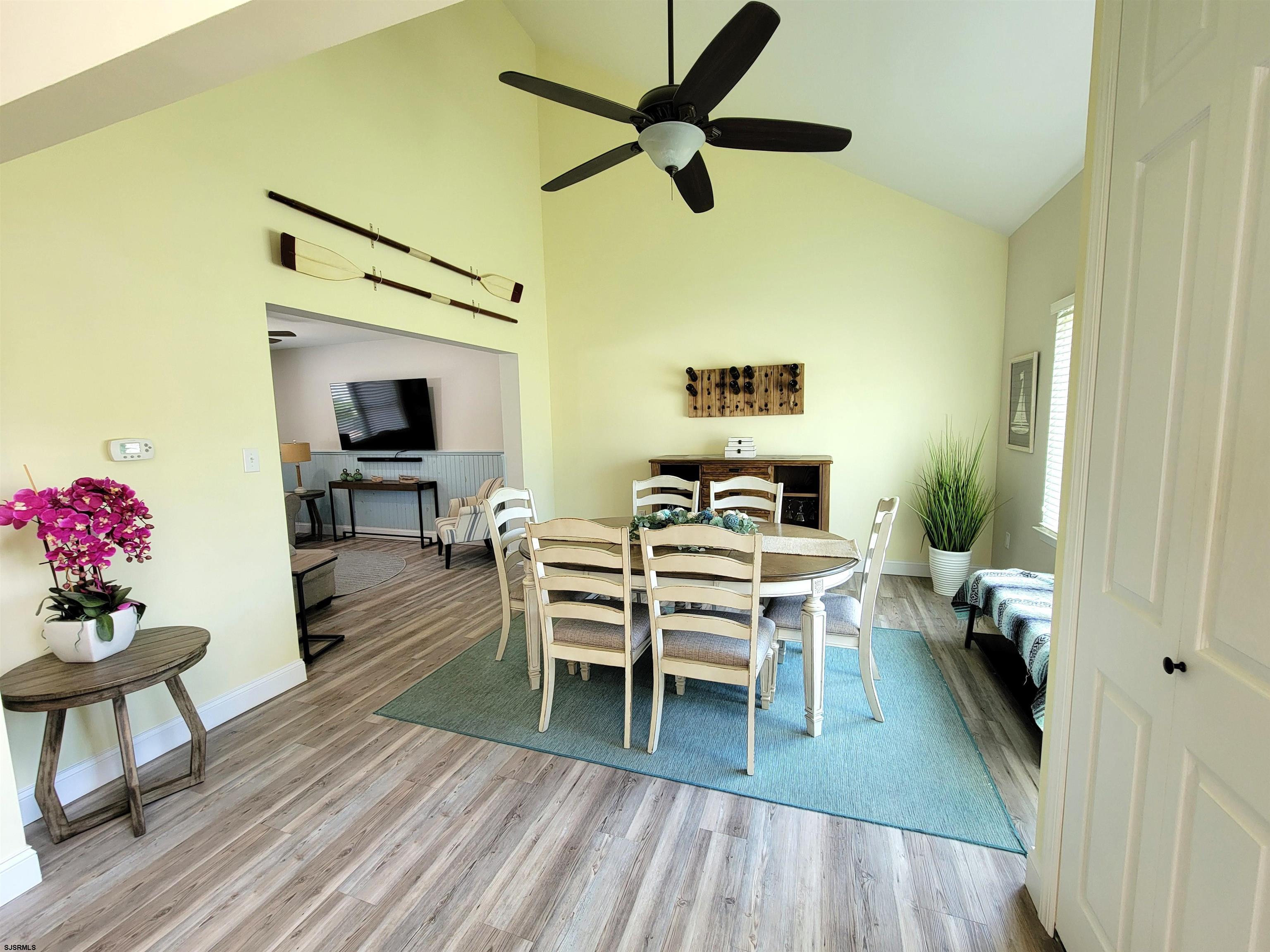 106 Rainbow Trail