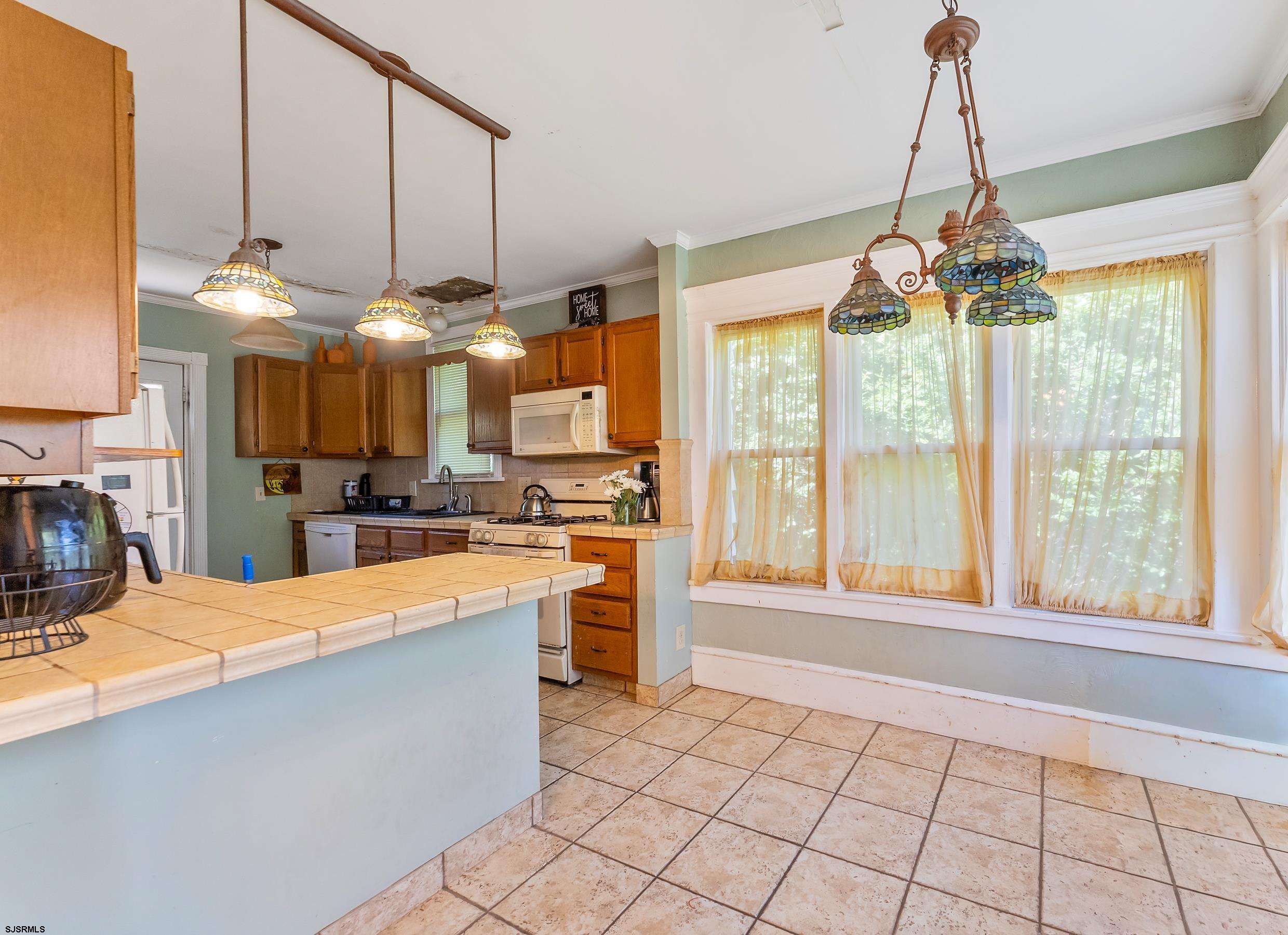 201 Genoa Avenue - Picture 3