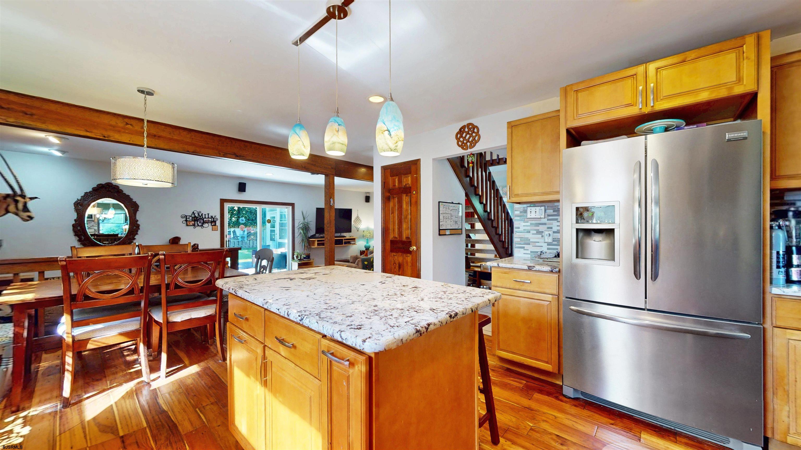7 Woodstock Dr