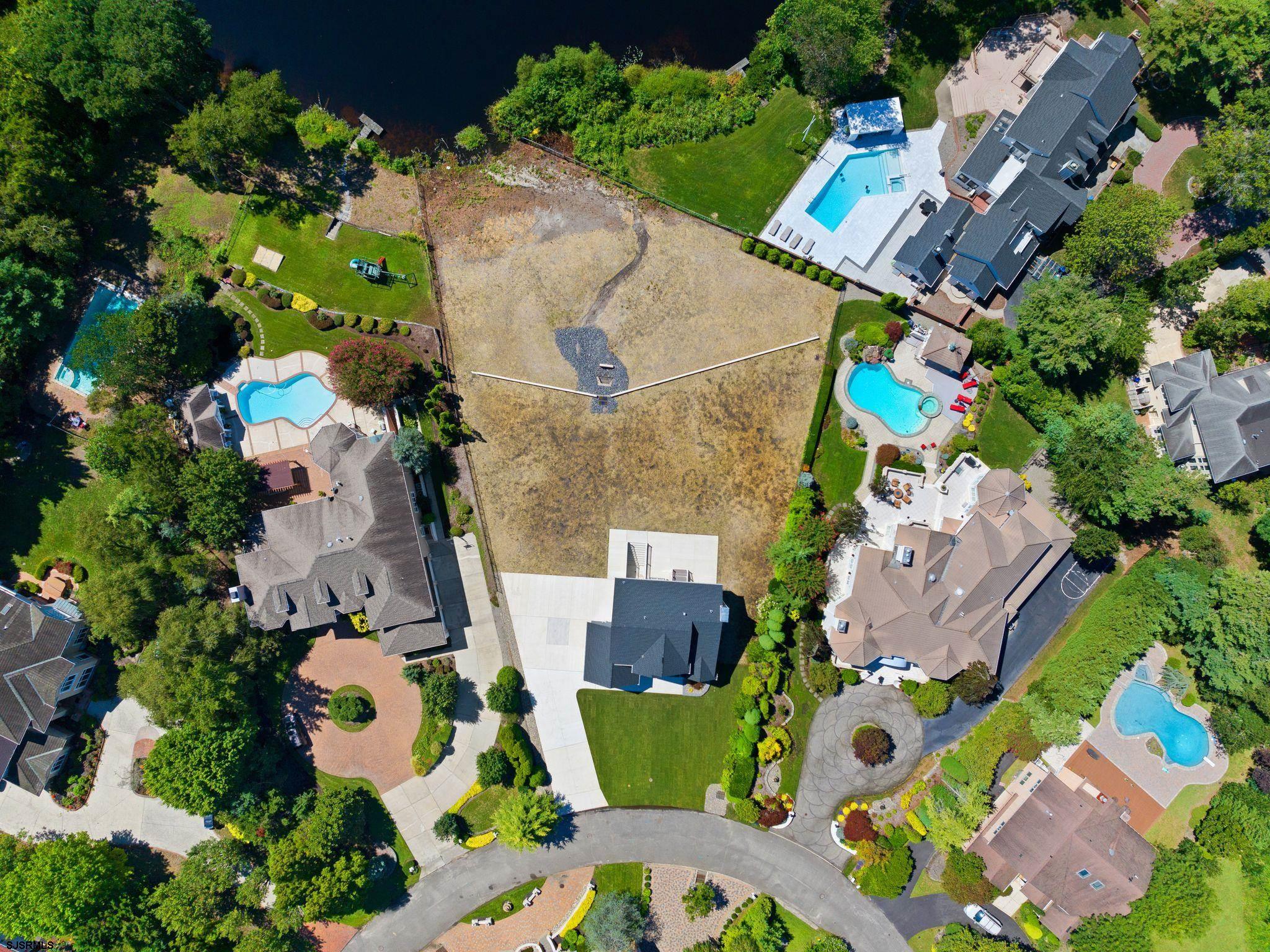 14 Wexford Ln Ln