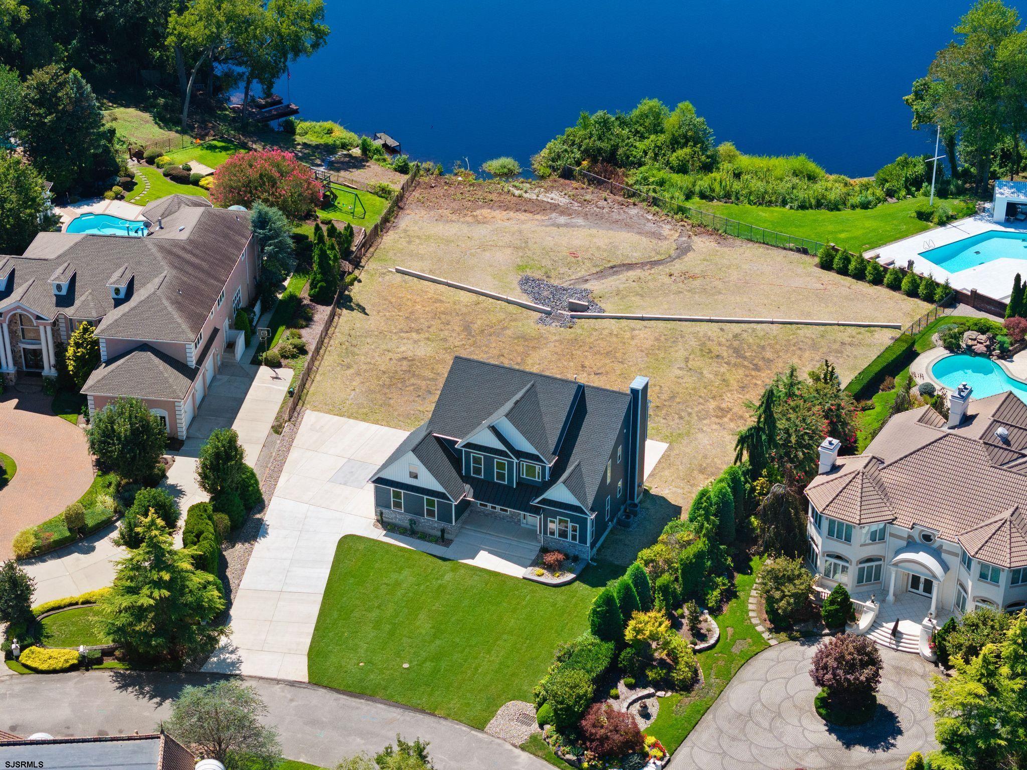 14 Wexford Ln Ln