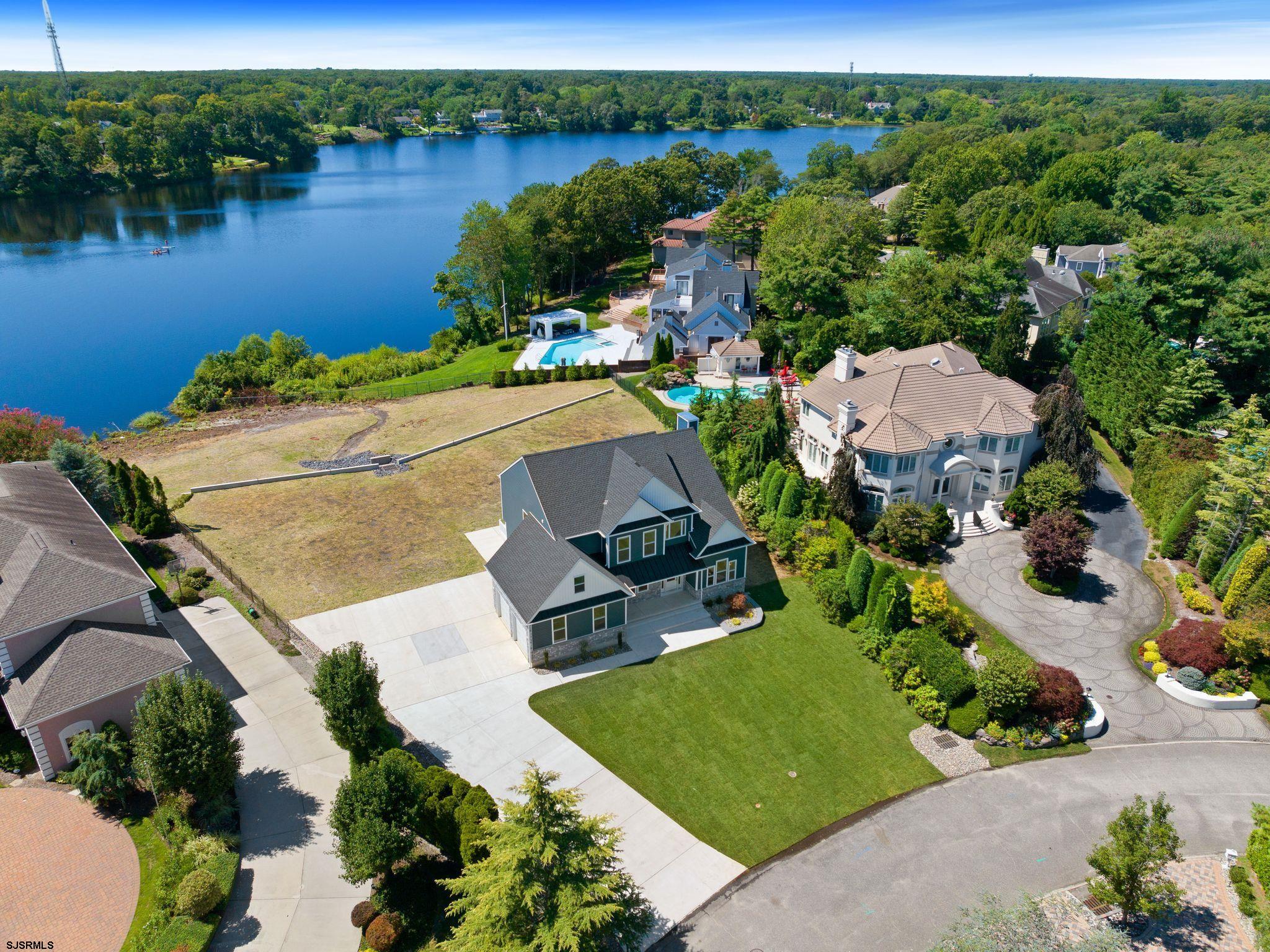 14 Wexford Ln Ln