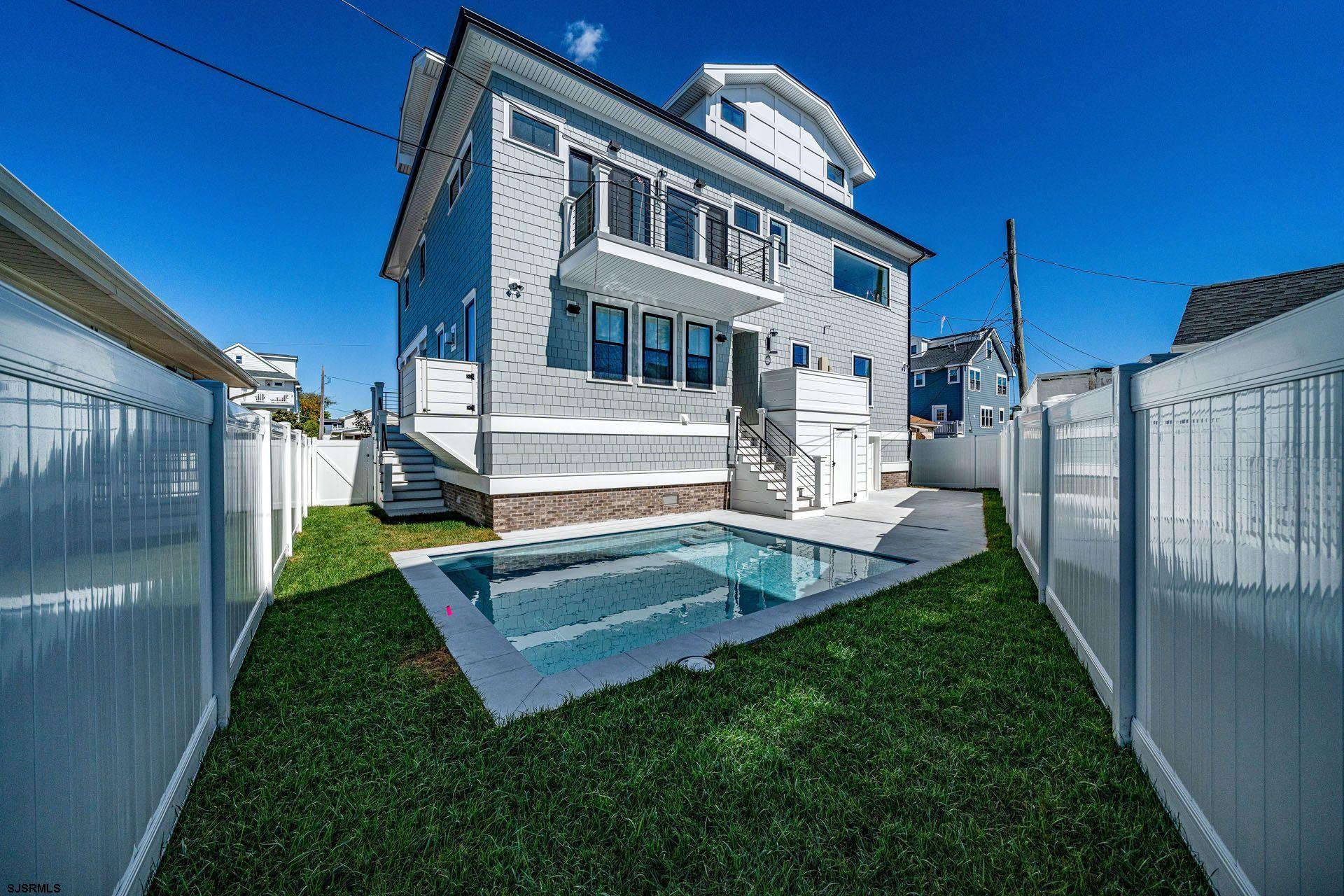 3008 Ventnor Avenue