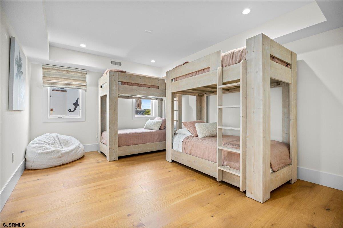 5505 Atlantic Avenue