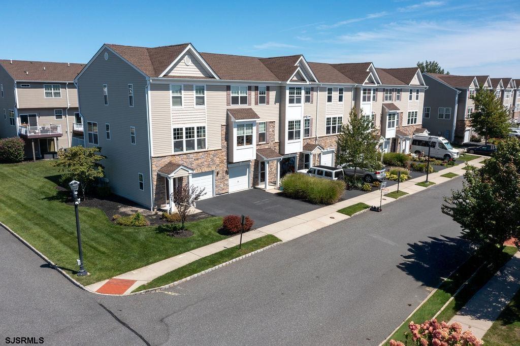 326 Sanderling Ln - Picture 1