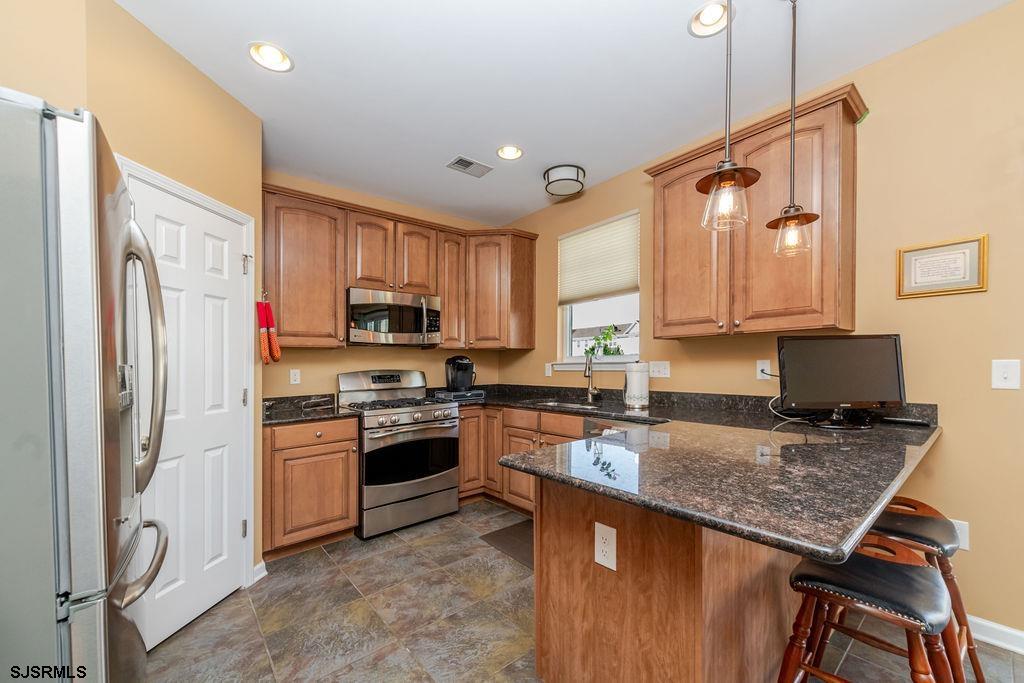 326 Sanderling Ln