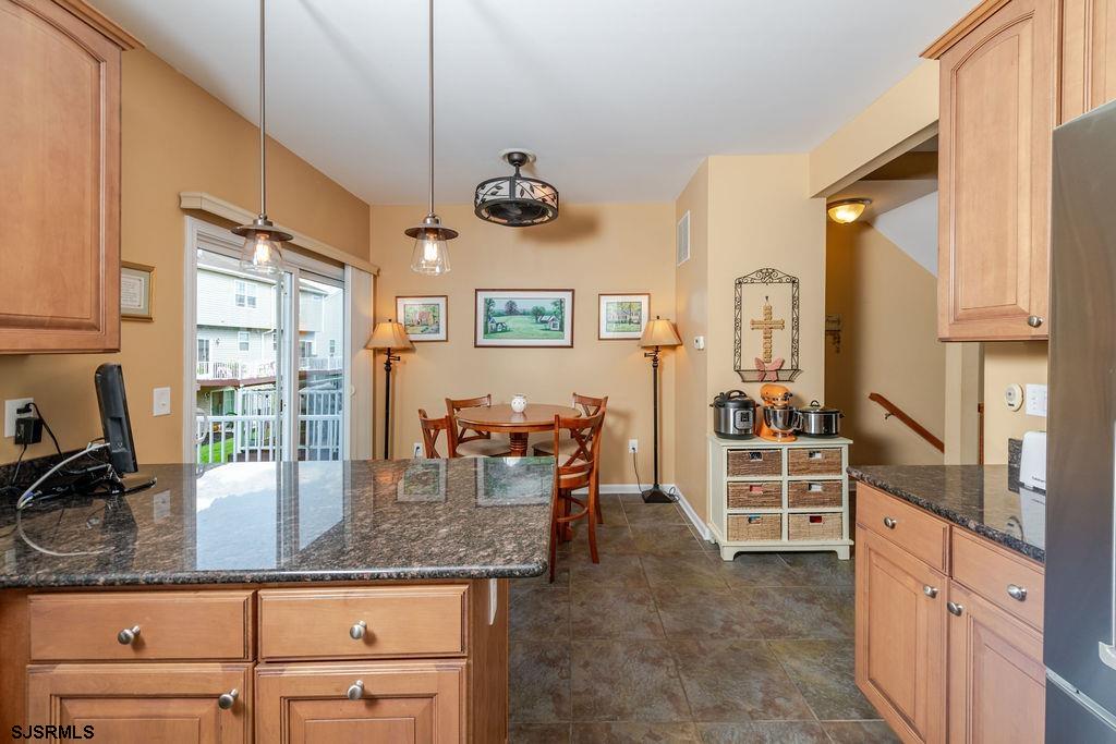 326 Sanderling Ln
