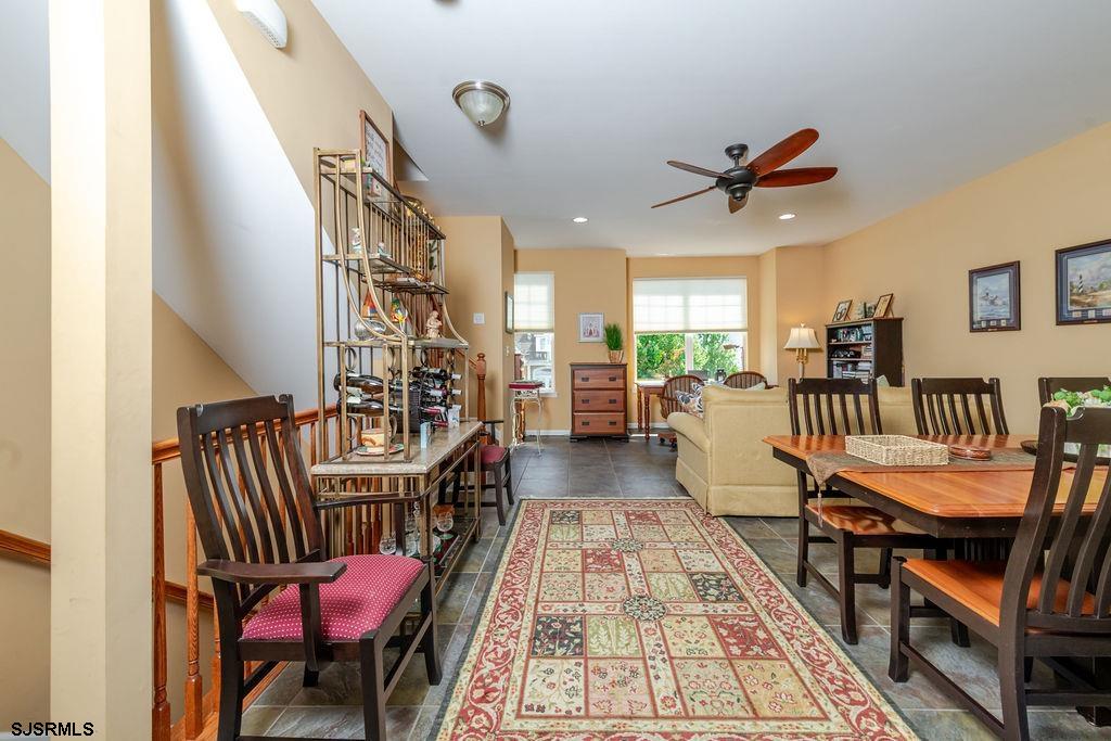 326 Sanderling Ln