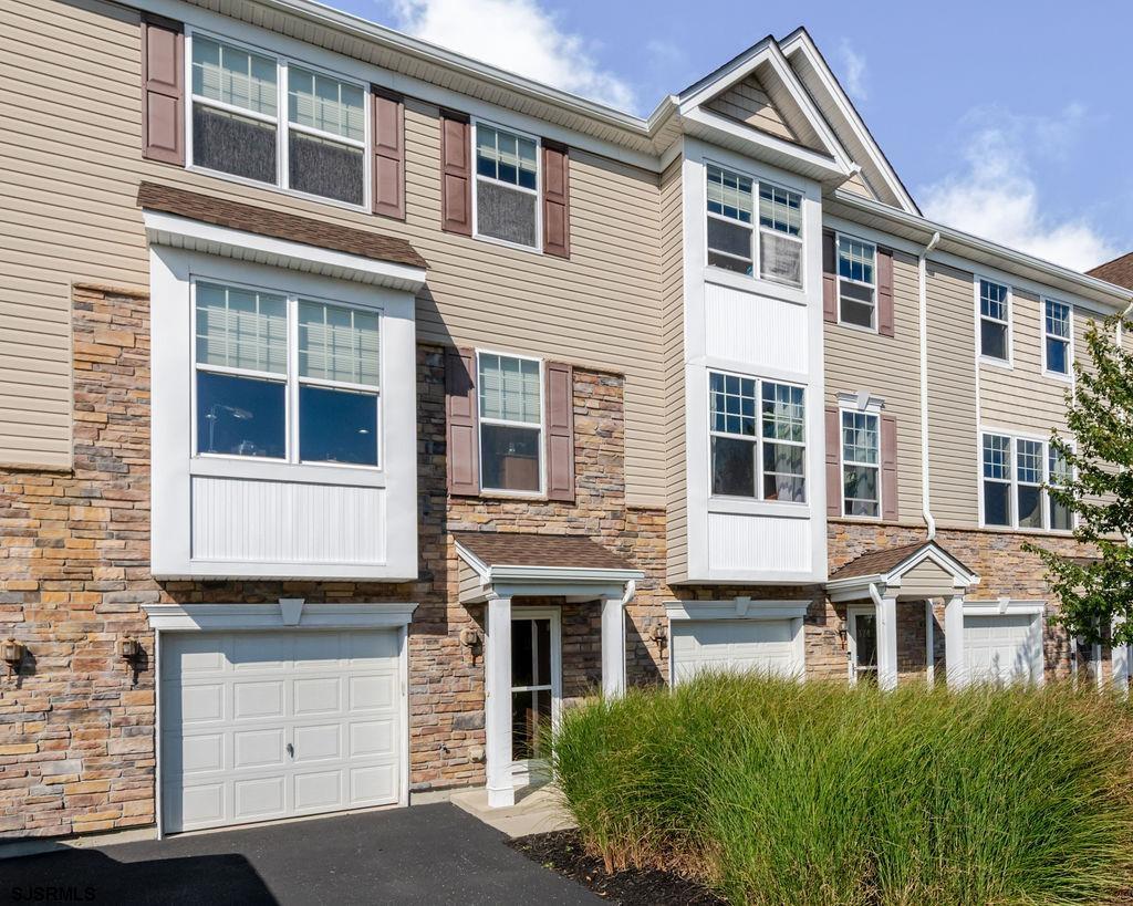 326 Sanderling Ln - Picture 2