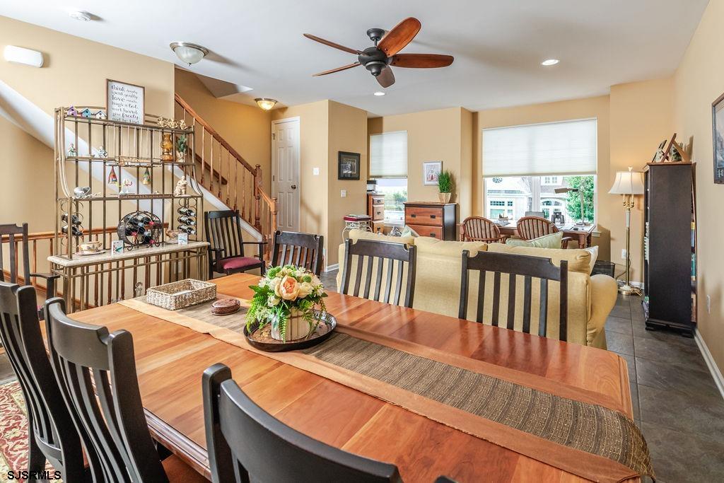 326 Sanderling Ln