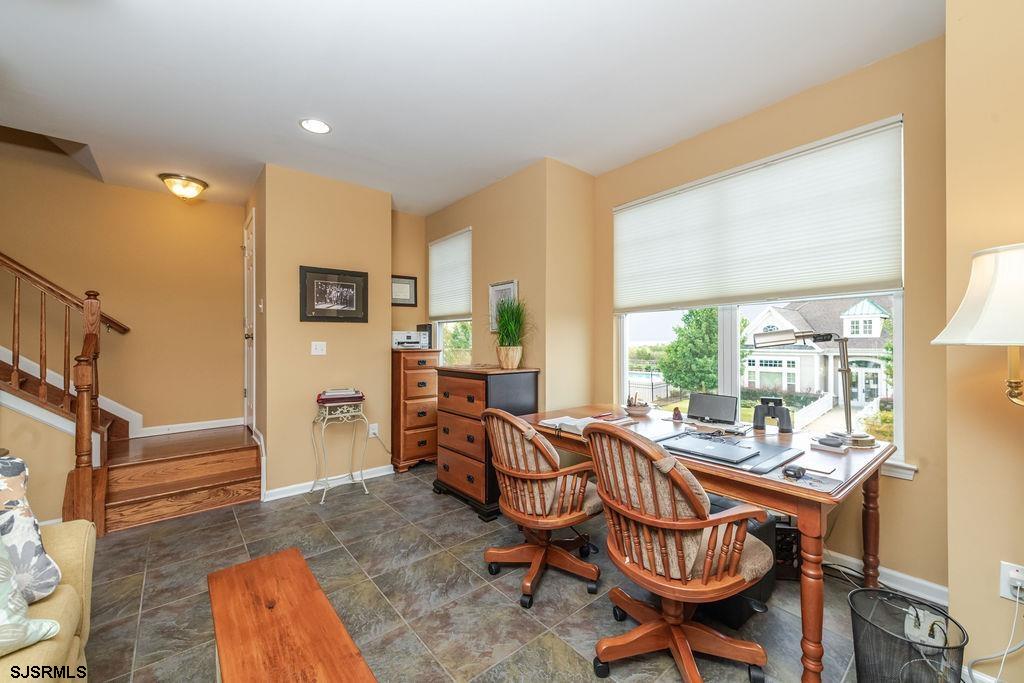 326 Sanderling Ln