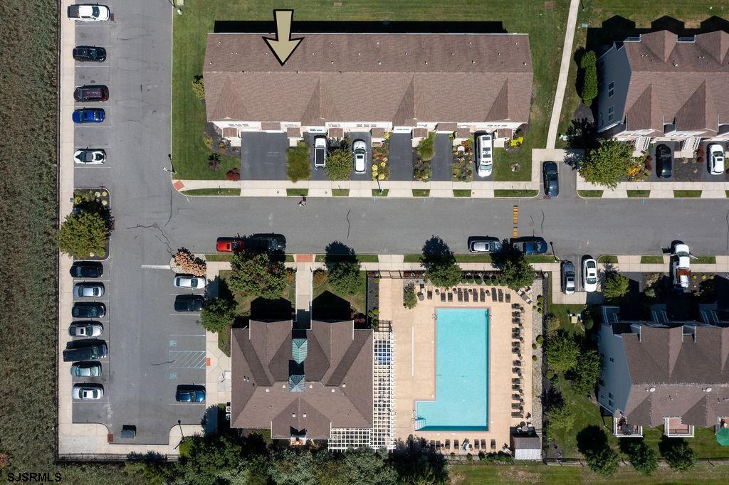 326 Sanderling Ln