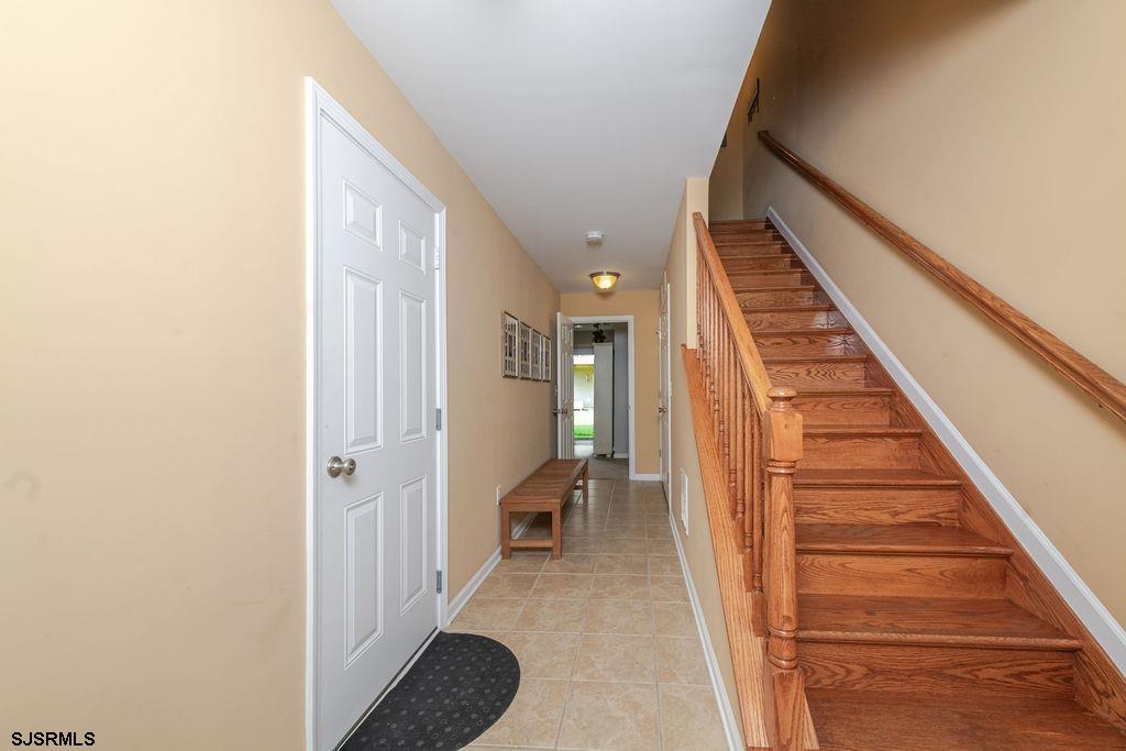 326 Sanderling Ln