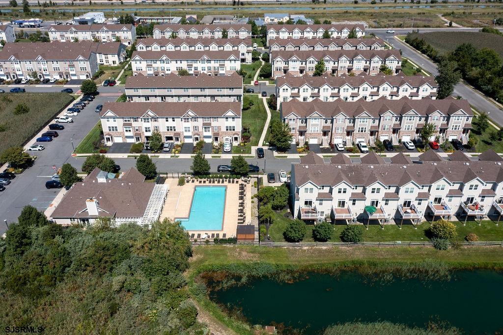 326 Sanderling Ln